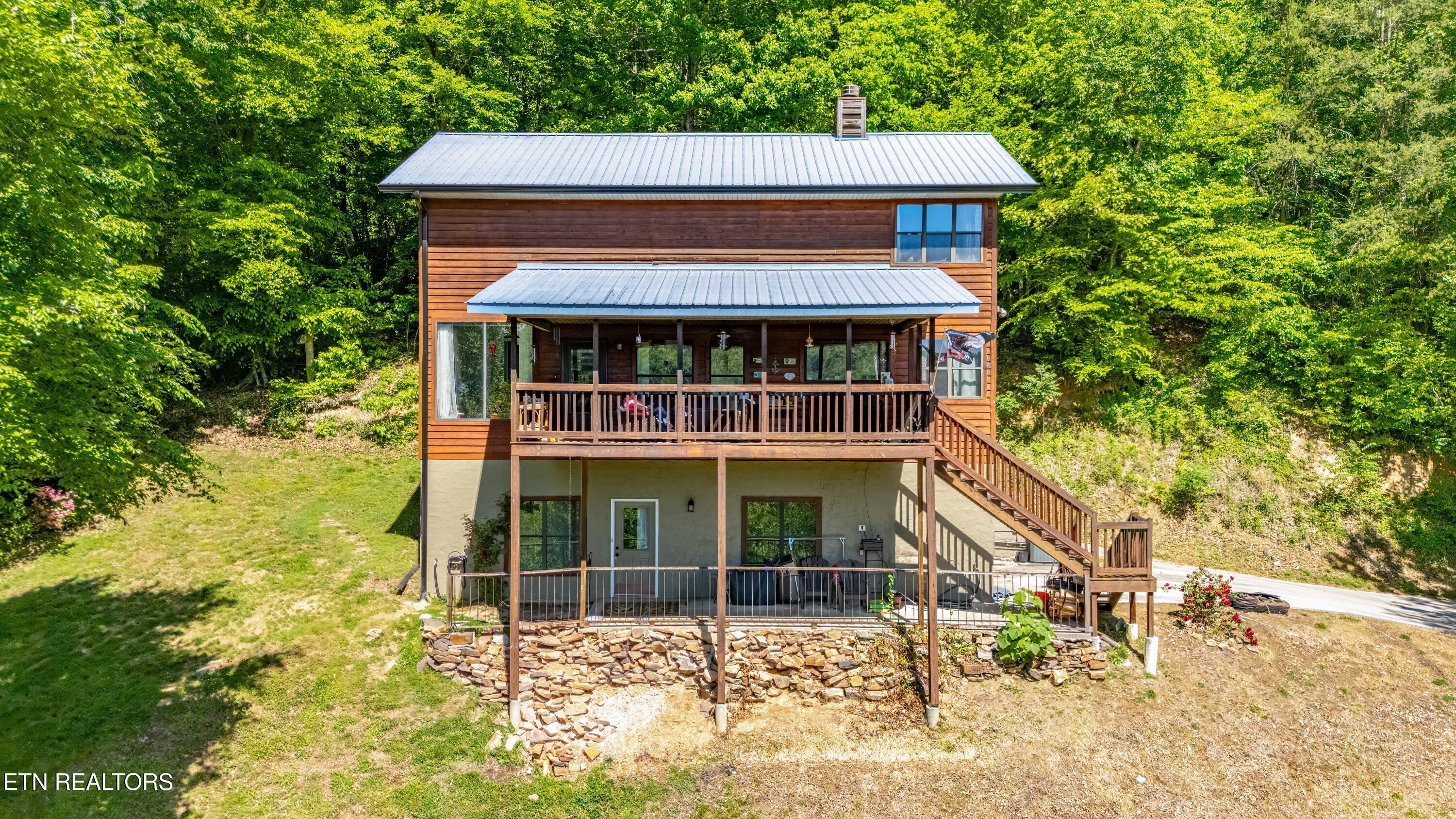 1738 Mountain Shores Rd, New Tazewell, TN - Norris Lake Real Estate - Image# 1