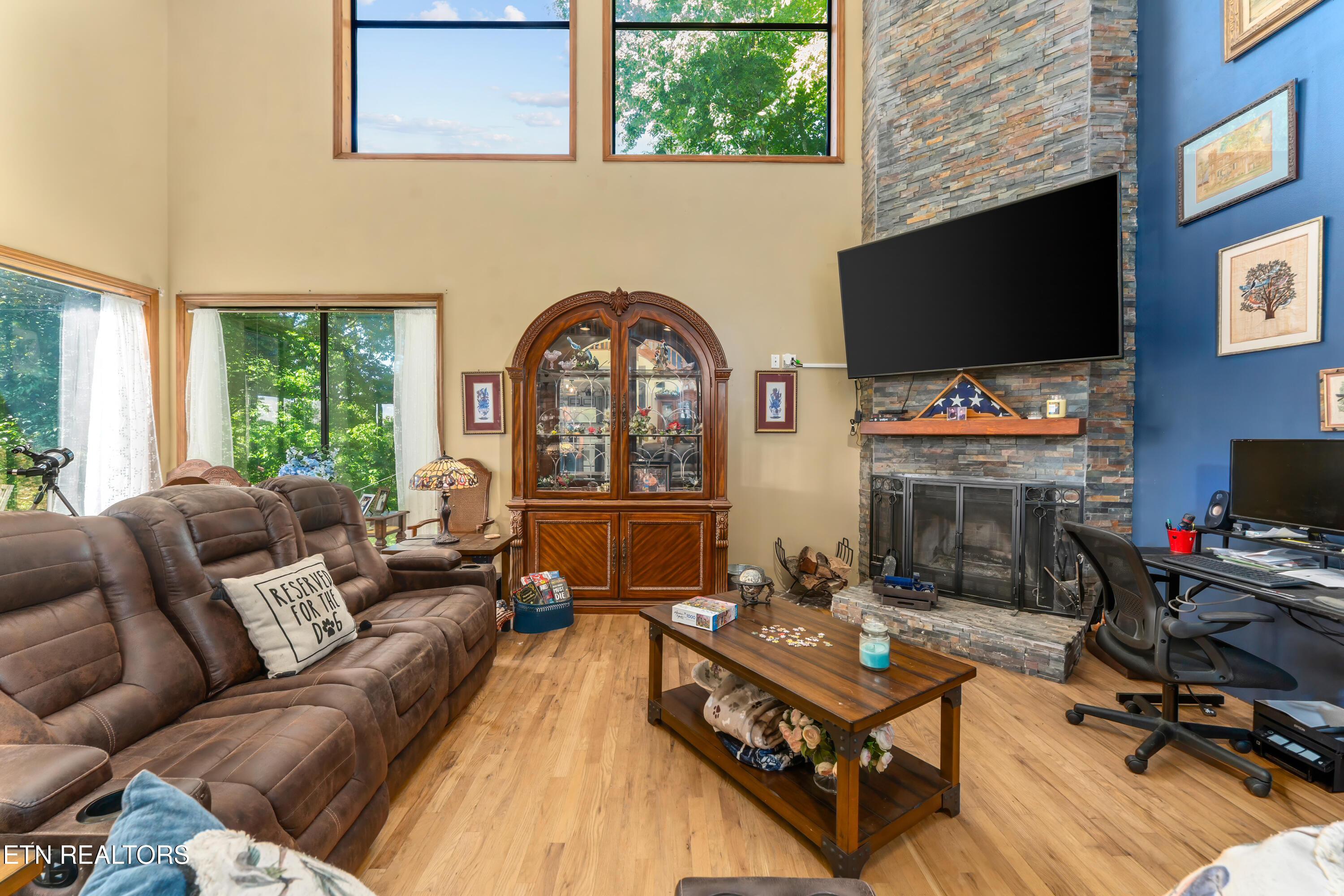 1738 Mountain Shores Rd, New Tazewell, TN - Norris Lake Real Estate - Image# 8