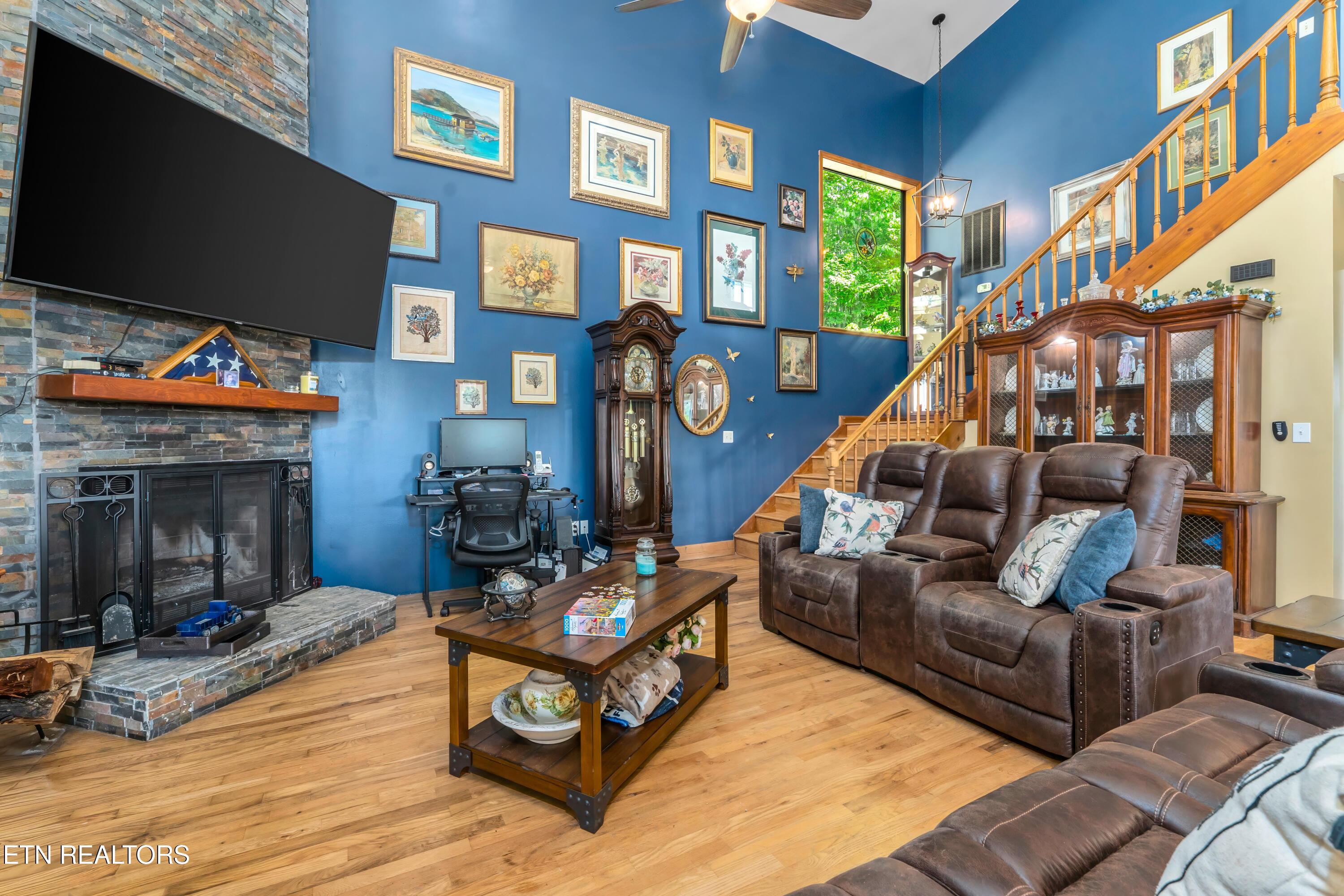 1738 Mountain Shores Rd, New Tazewell, TN - Norris Lake Real Estate - Image# 9