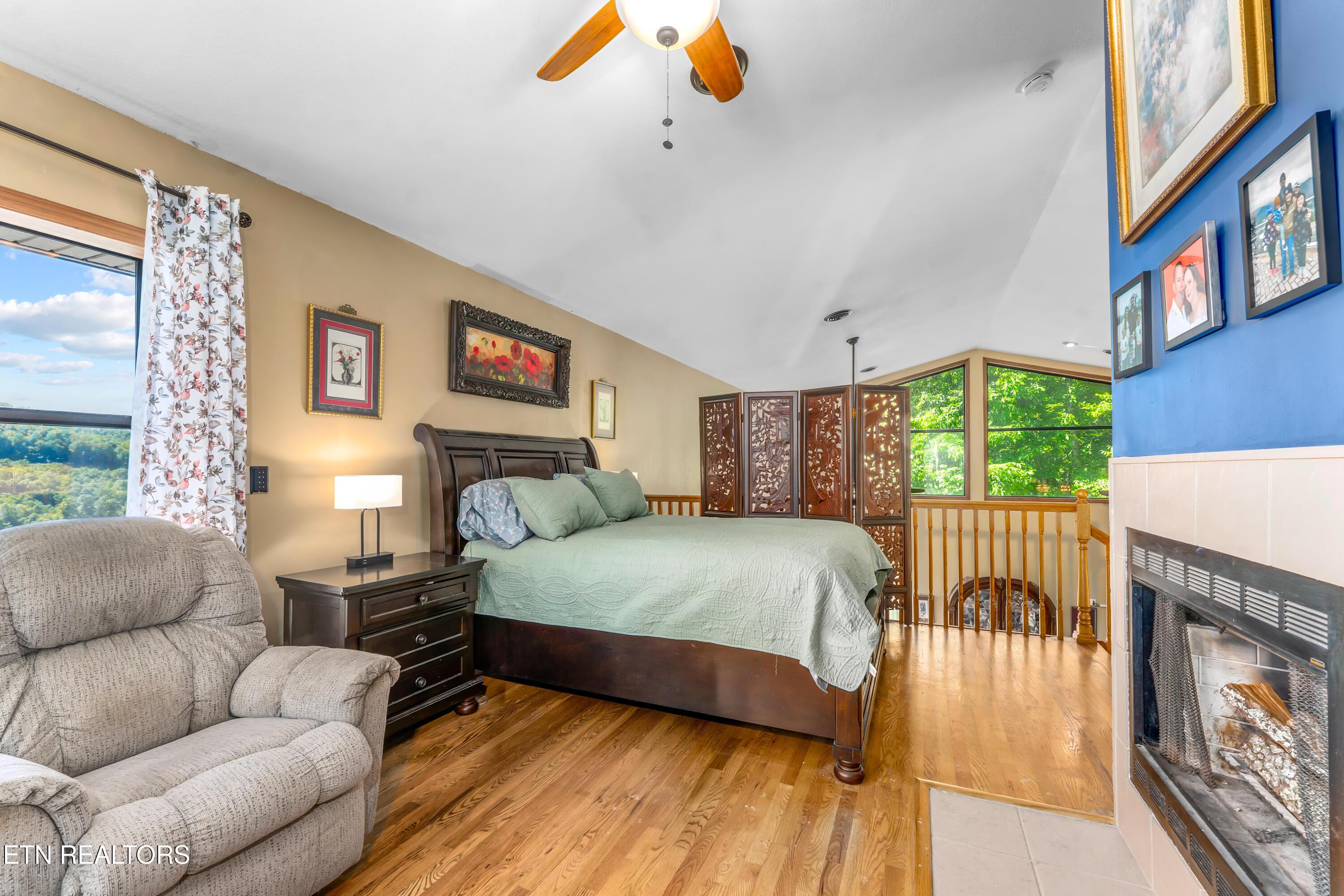 1738 Mountain Shores Rd, New Tazewell, TN - Norris Lake Real Estate - Image# 19