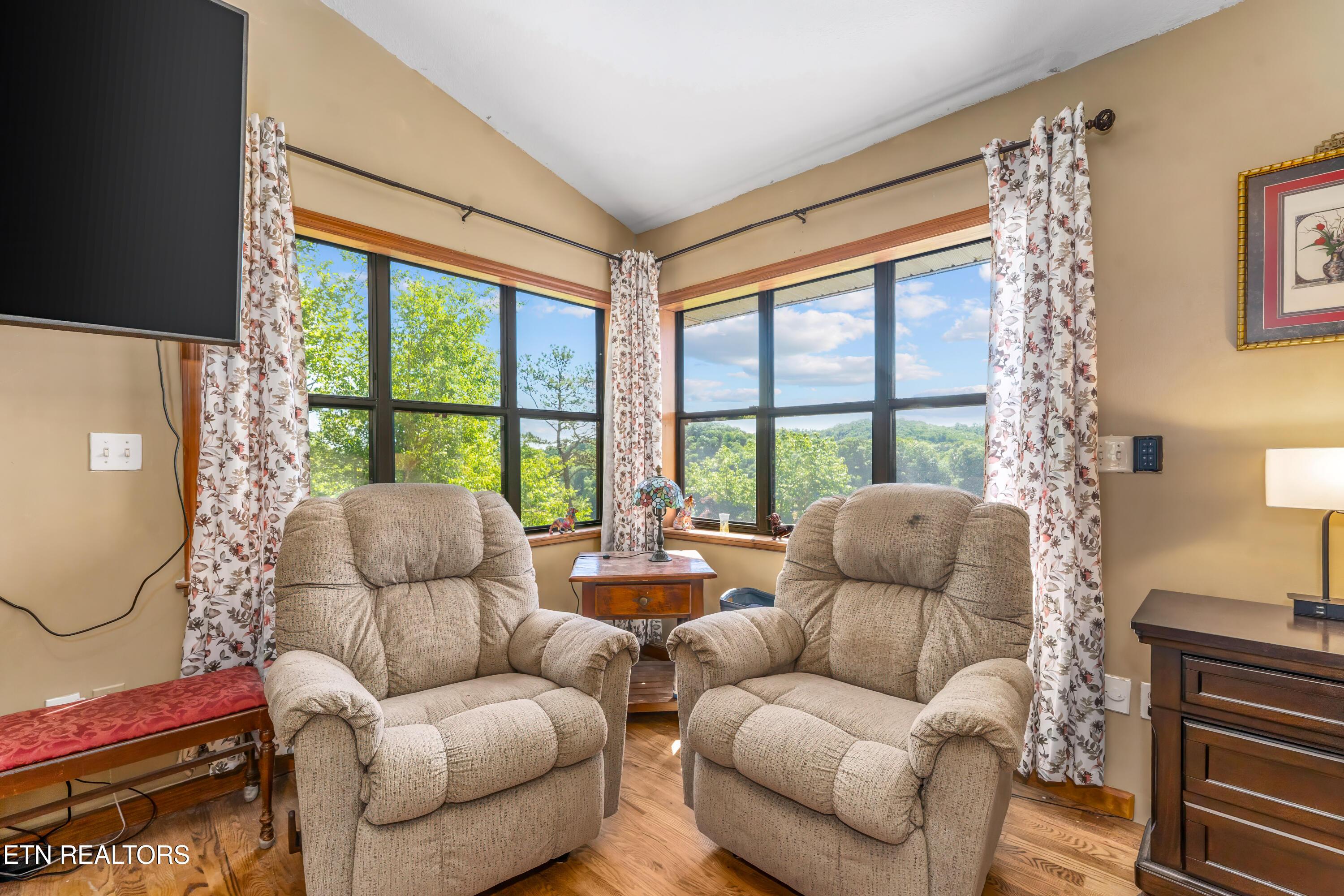 1738 Mountain Shores Rd, New Tazewell, TN - Norris Lake Real Estate - Image# 20