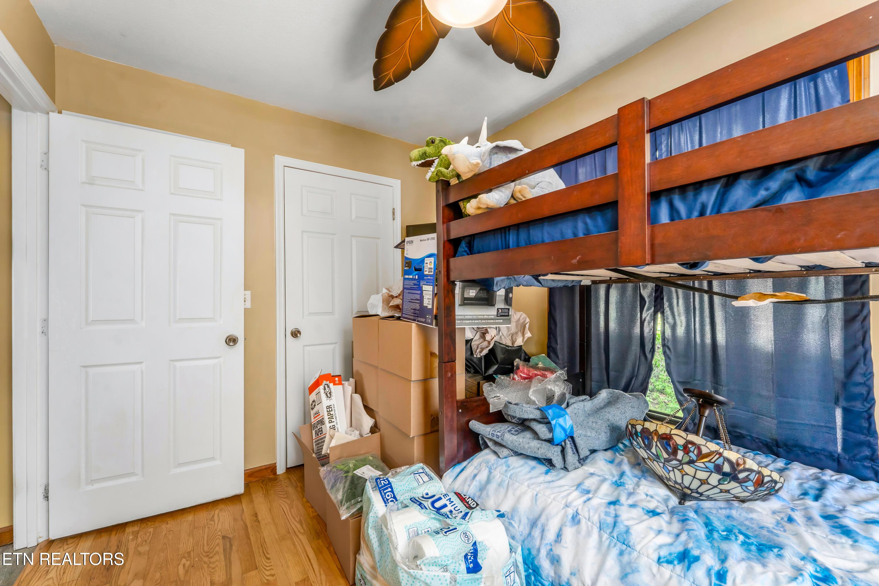 1738 Mountain Shores Rd, New Tazewell, TN - Norris Lake Real Estate - Image# 25