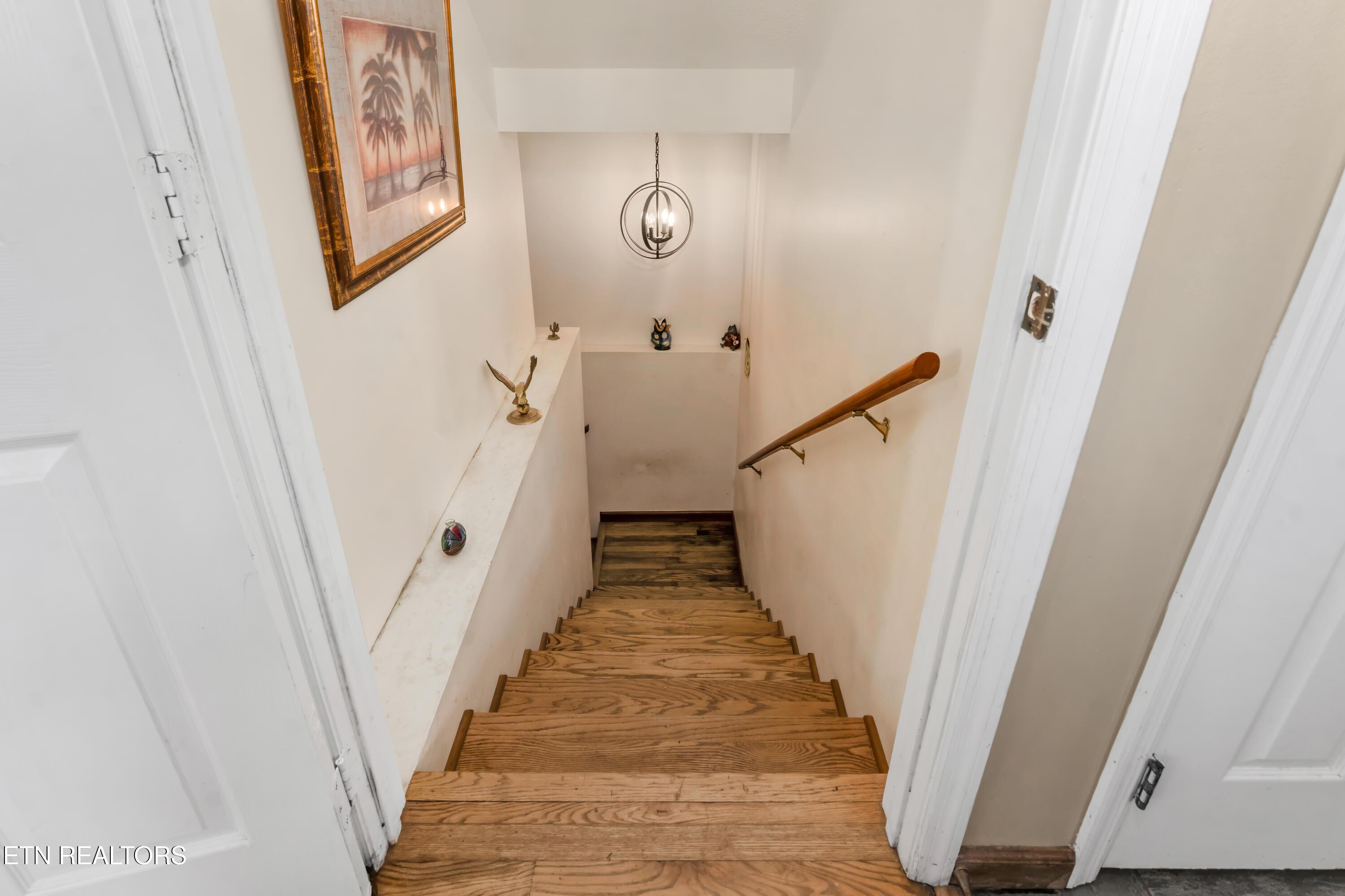 1738 Mountain Shores Rd, New Tazewell, TN - Norris Lake Real Estate - Image# 26