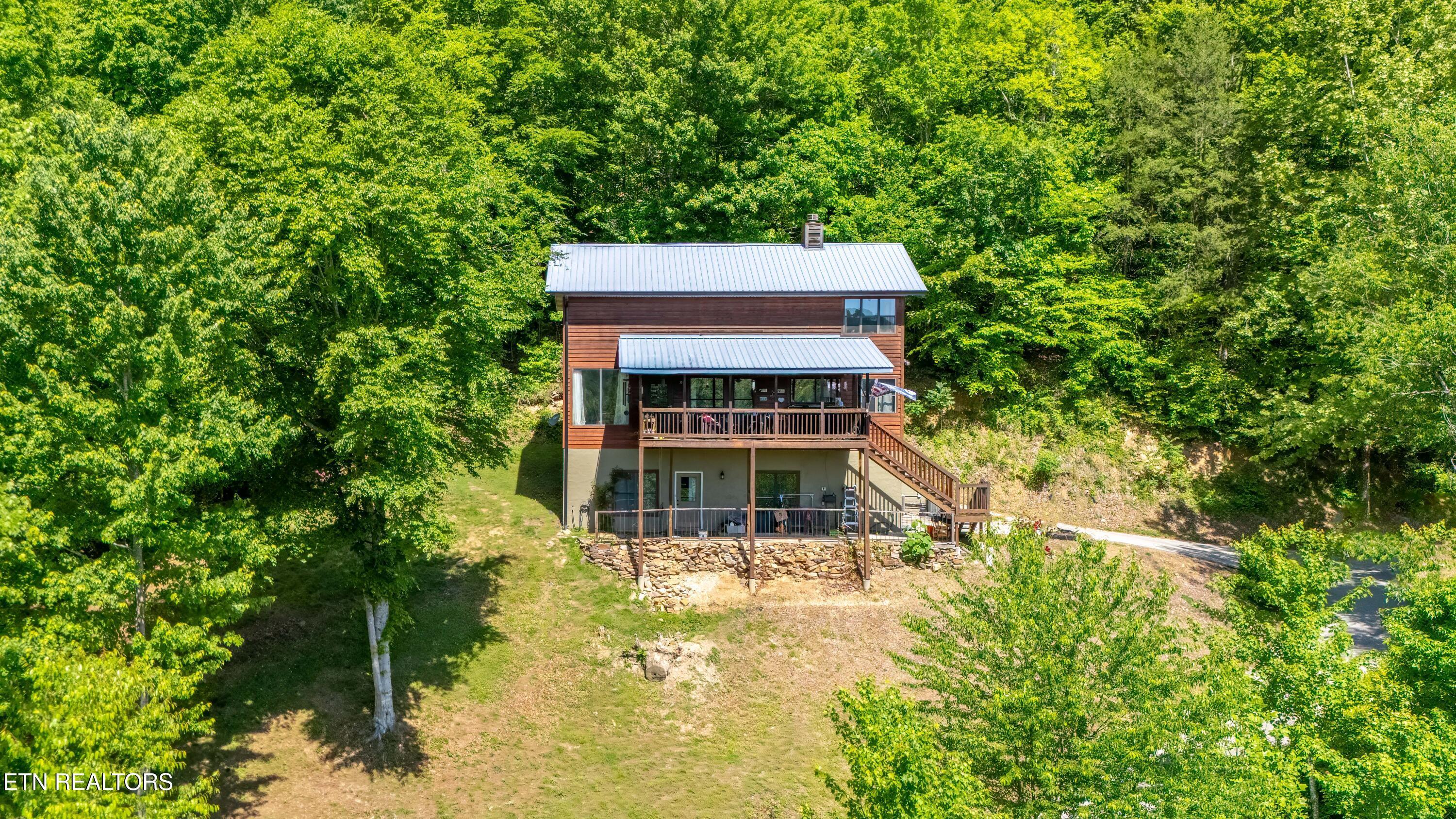1738 Mountain Shores Rd, New Tazewell, TN - Norris Lake Real Estate - Image# 43