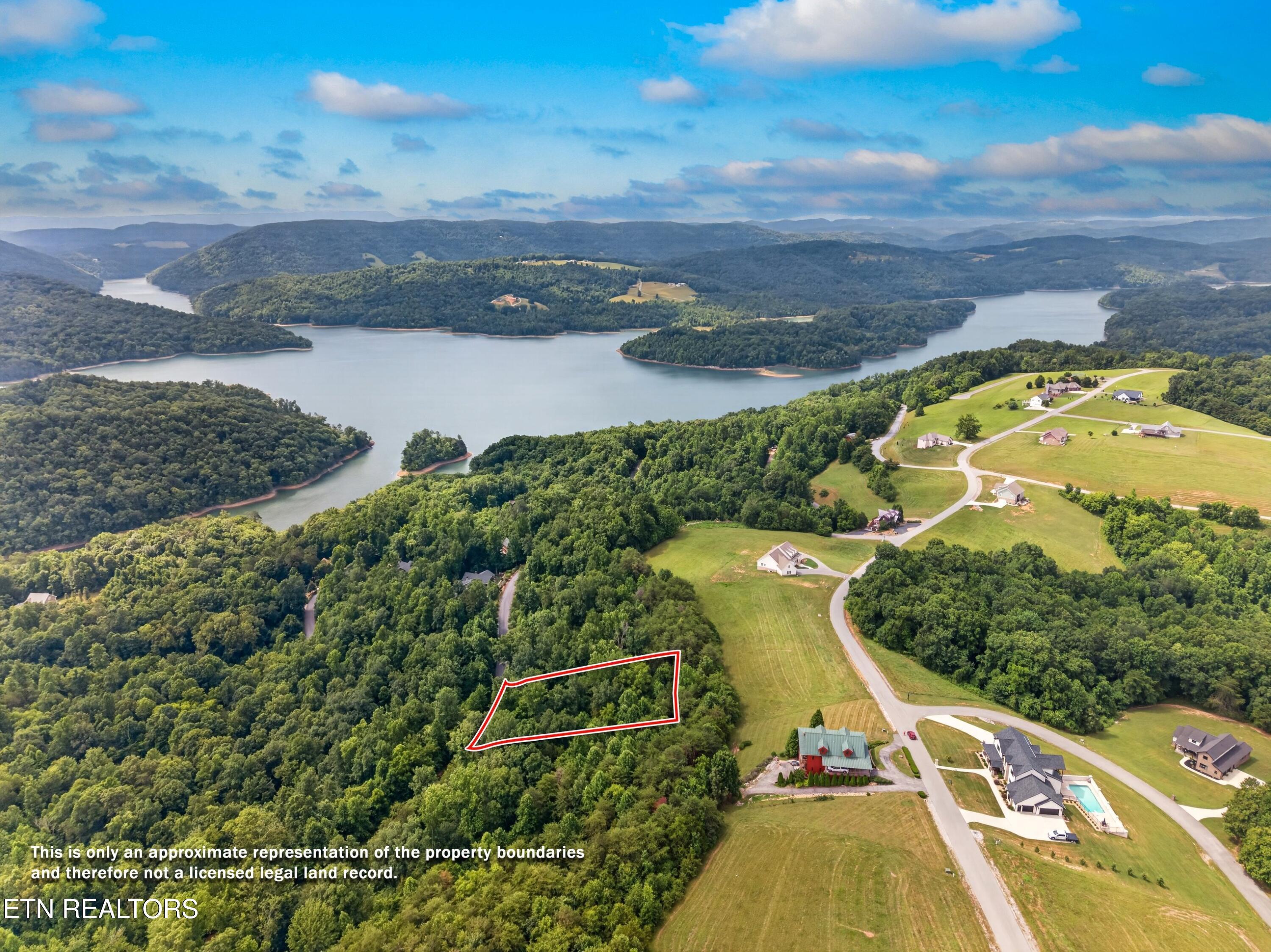 Silver Tr, New Tazewell, TN - Norris Lake Real Estate - Image# 1
