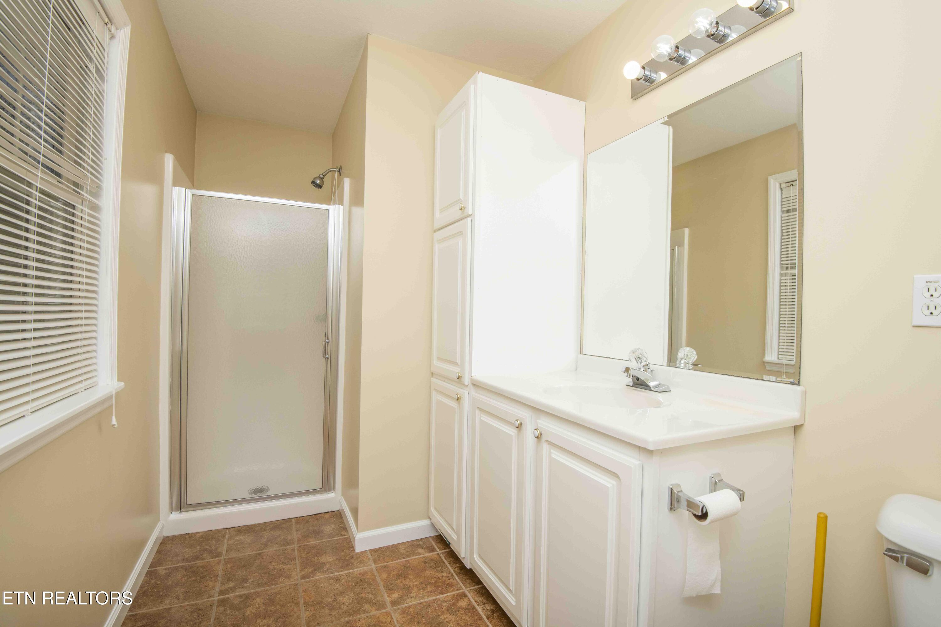 Norris Lake Real Estate - Image# 25