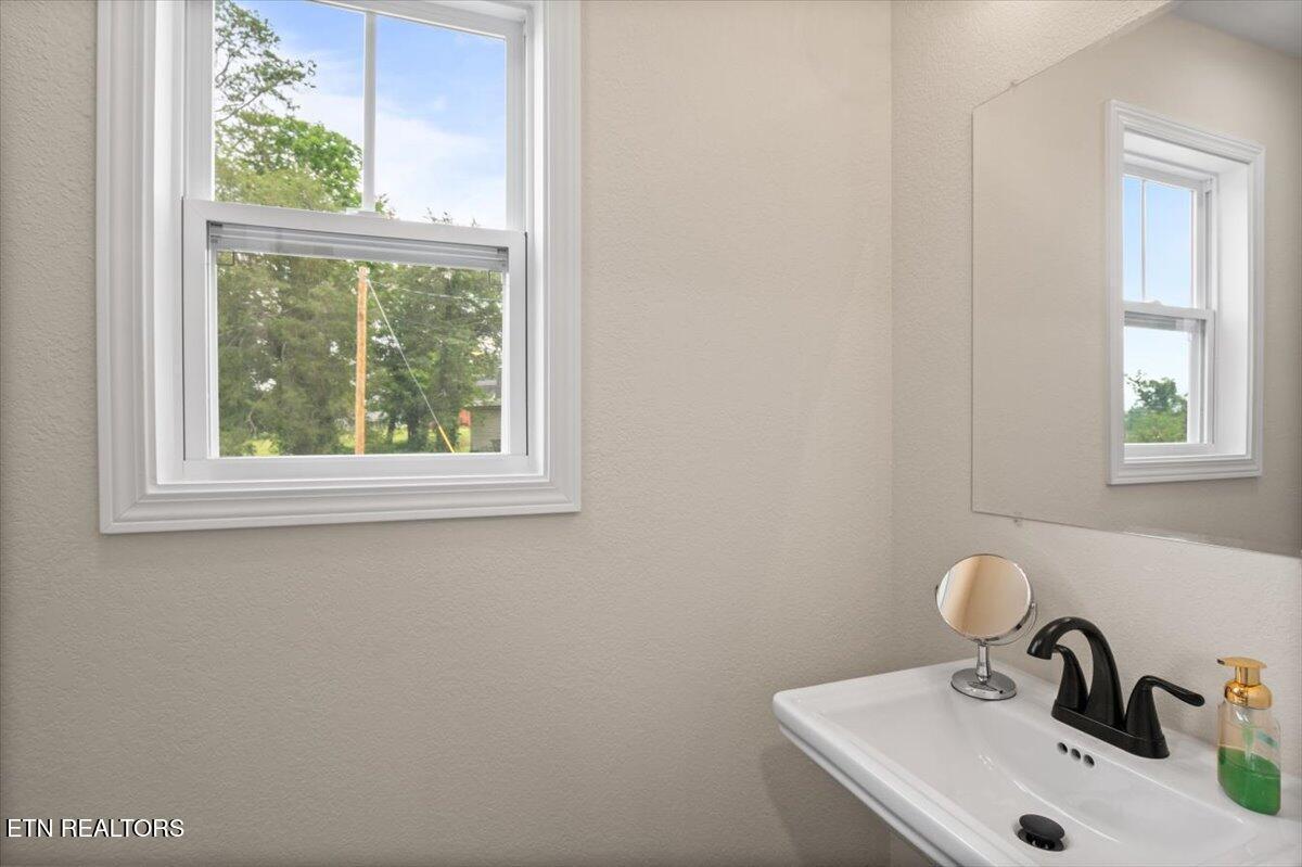 Norris Lake Real Estate - Image# 15