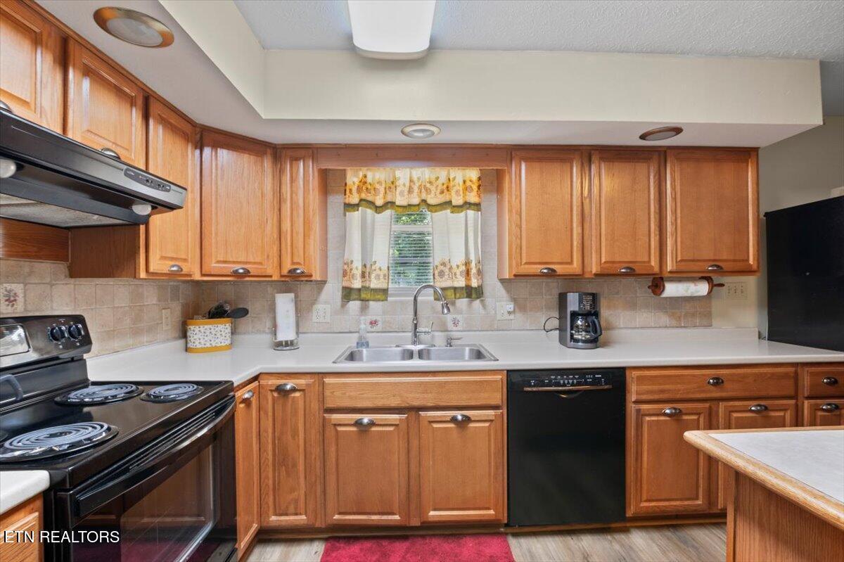 116 Oak St, Jacksboro, TN - Norris Lake Real Estate - Image# 10