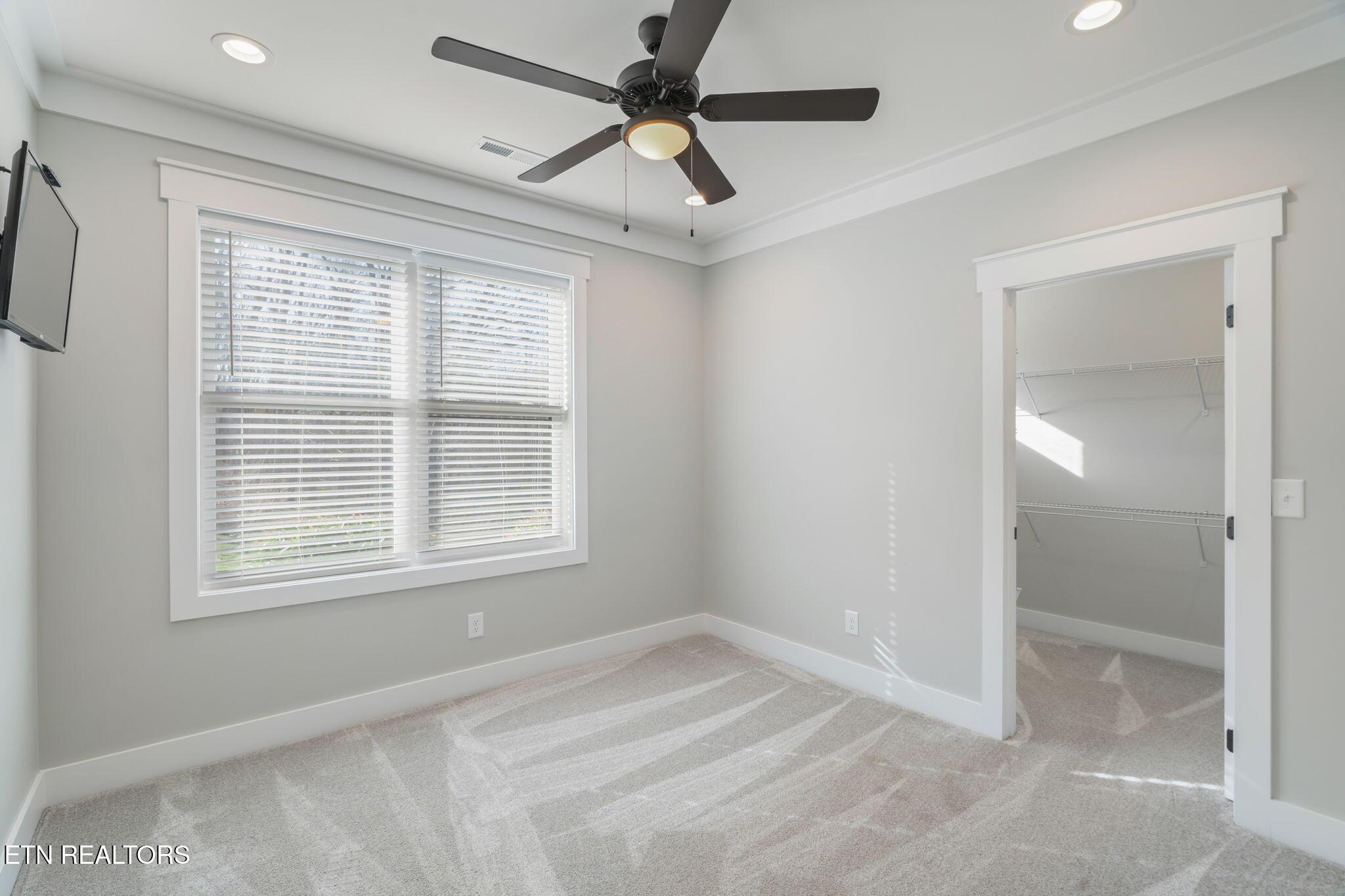 Norris Lake Real Estate - Image# 35