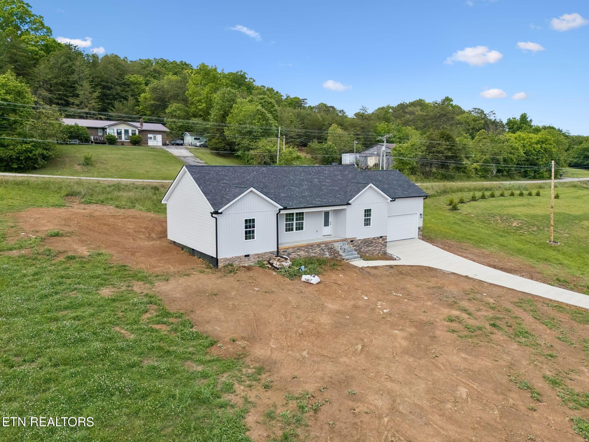 487 Straight Creek Church Rd, New Tazewell, TN - Norris Lake Real Estate - Image# 3