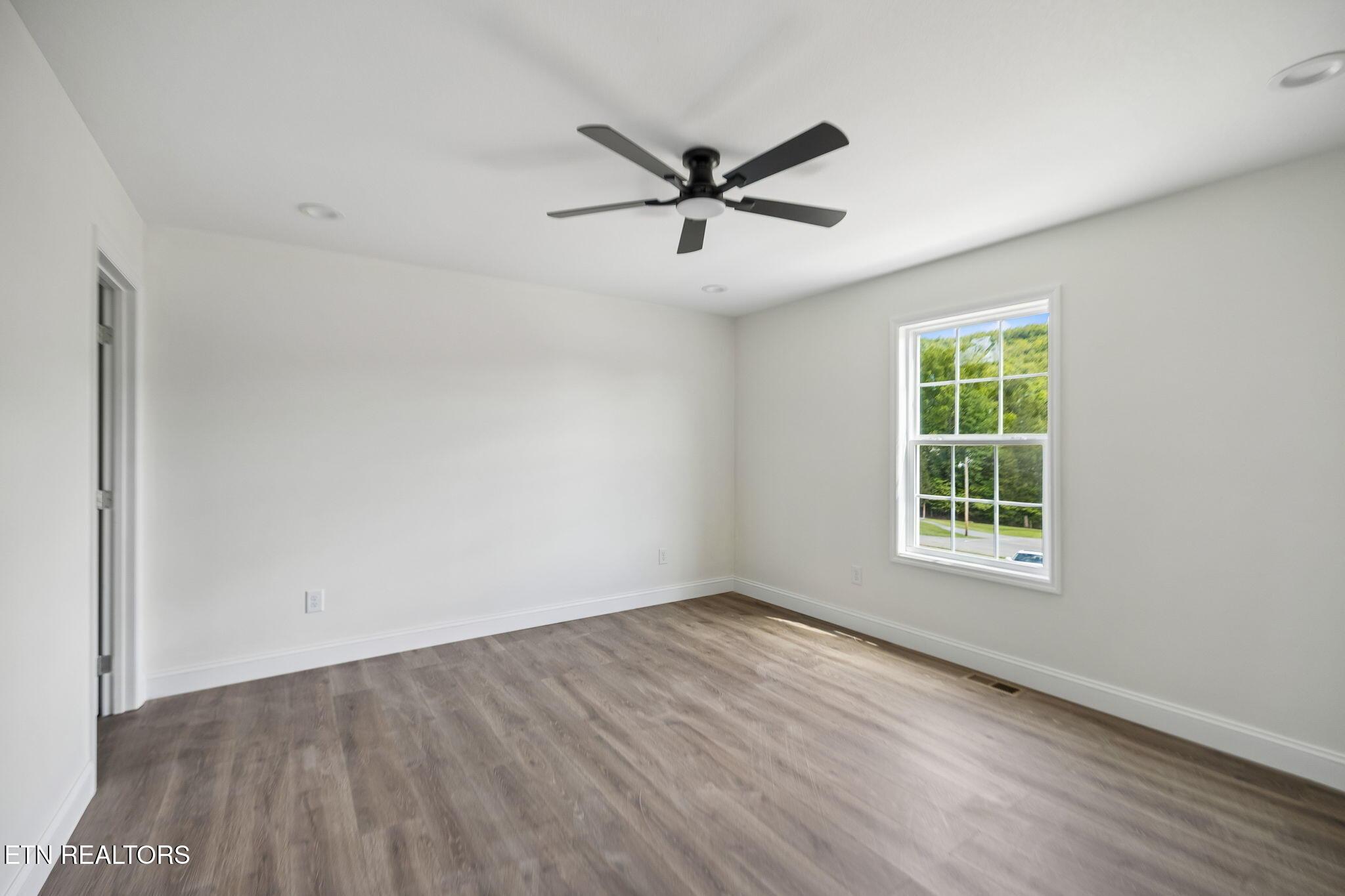 487 Straight Creek Church Rd, New Tazewell, TN - Norris Lake Real Estate - Image# 11