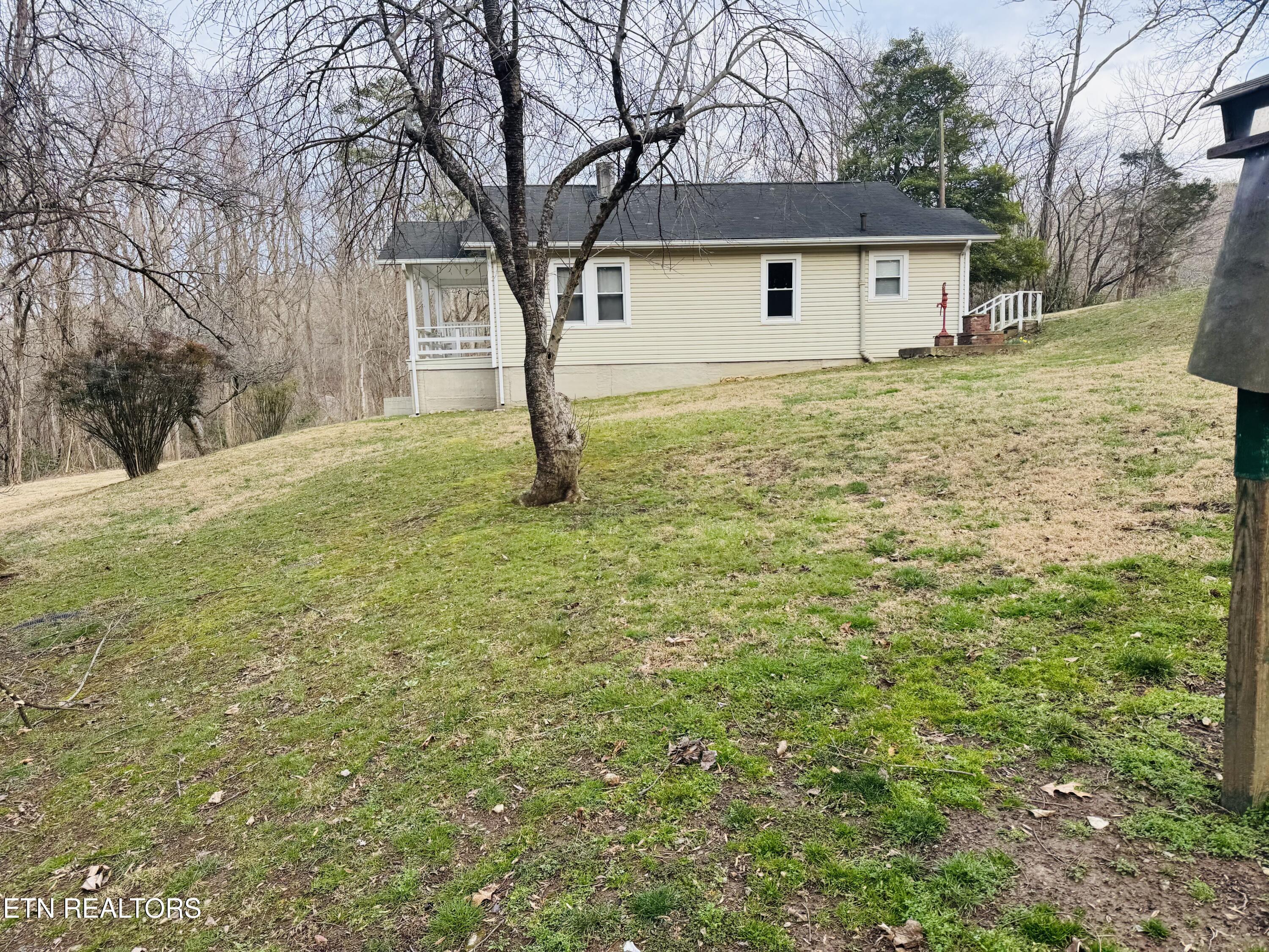 106 Echo Valley Rd, Rocky Top, TN - Norris Lake Real Estate - Image# 2