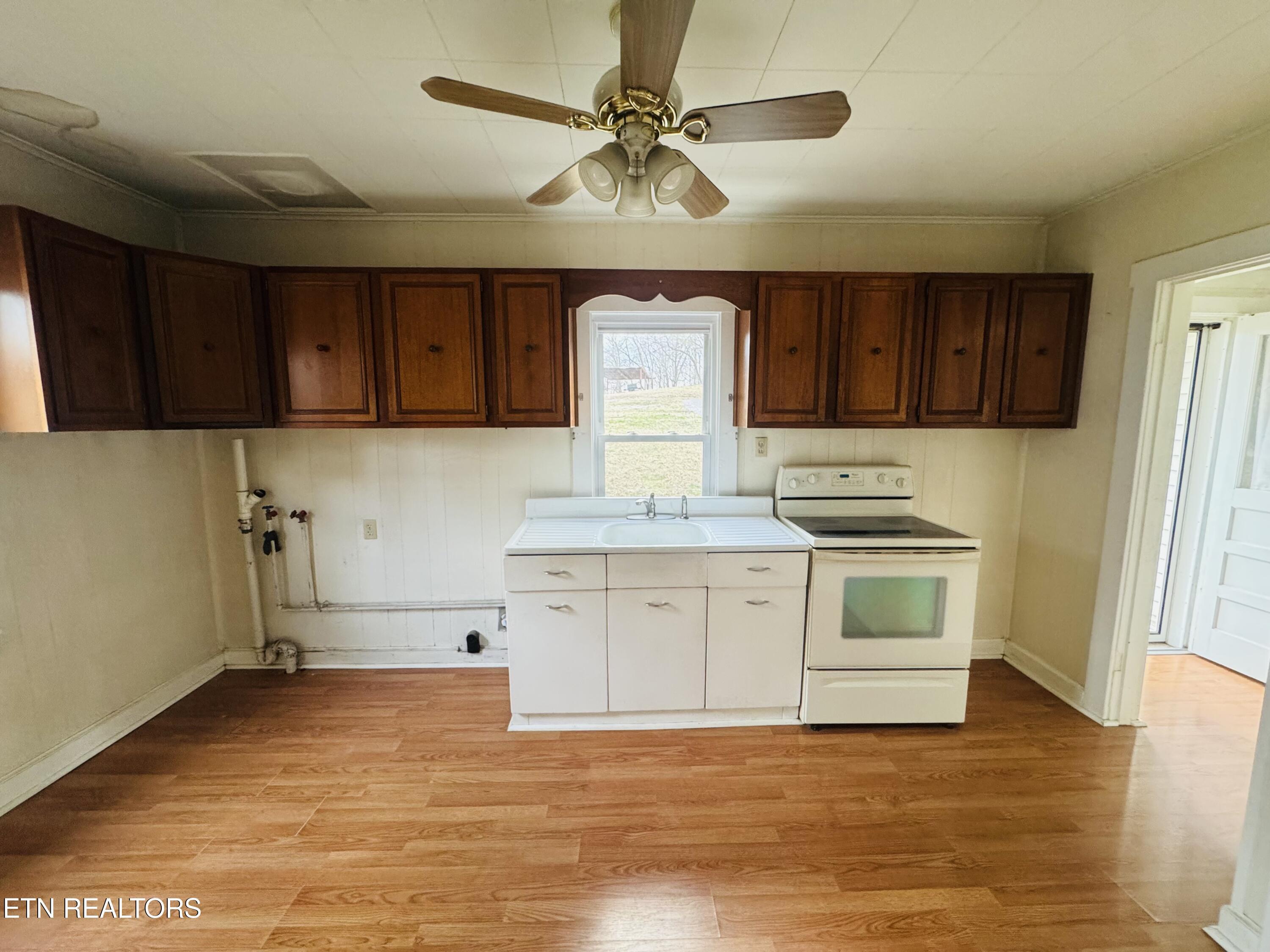 106 Echo Valley Rd, Rocky Top, TN - Norris Lake Real Estate - Image# 17