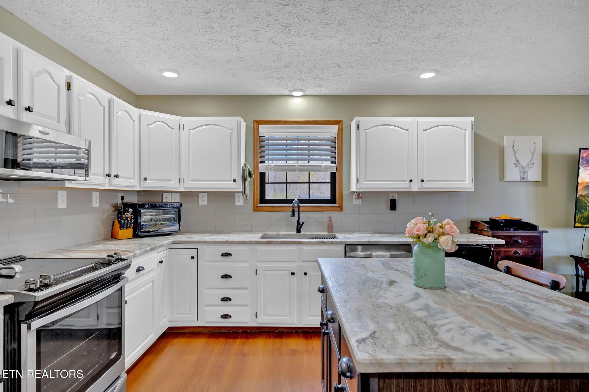 299 Tar Town Hollow Lane, Lafollette, TN - Norris Lake Real Estate - Image# 18
