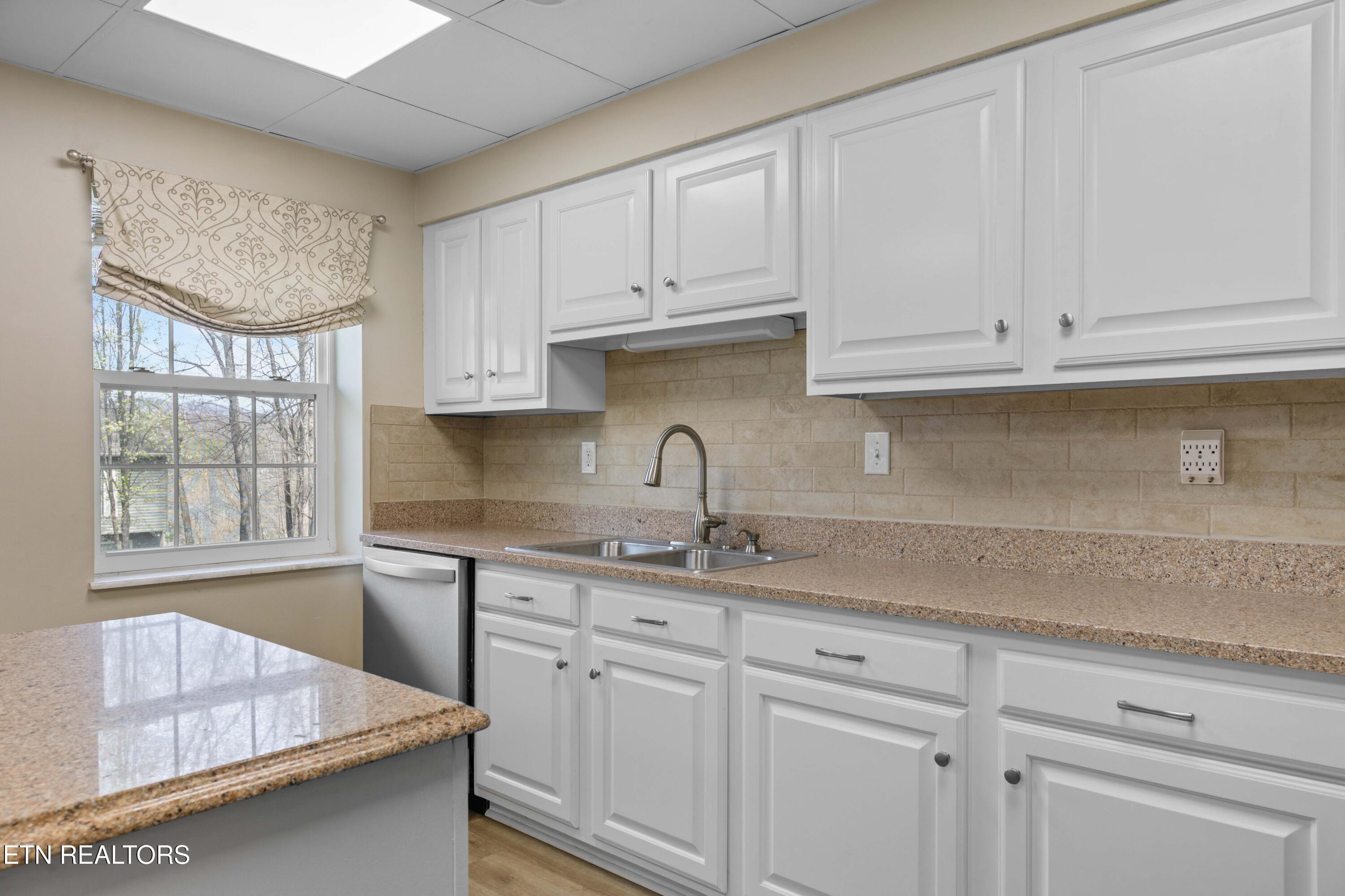 186 Broyles Drive, Caryville, TN - Norris Lake Real Estate - Image# 6