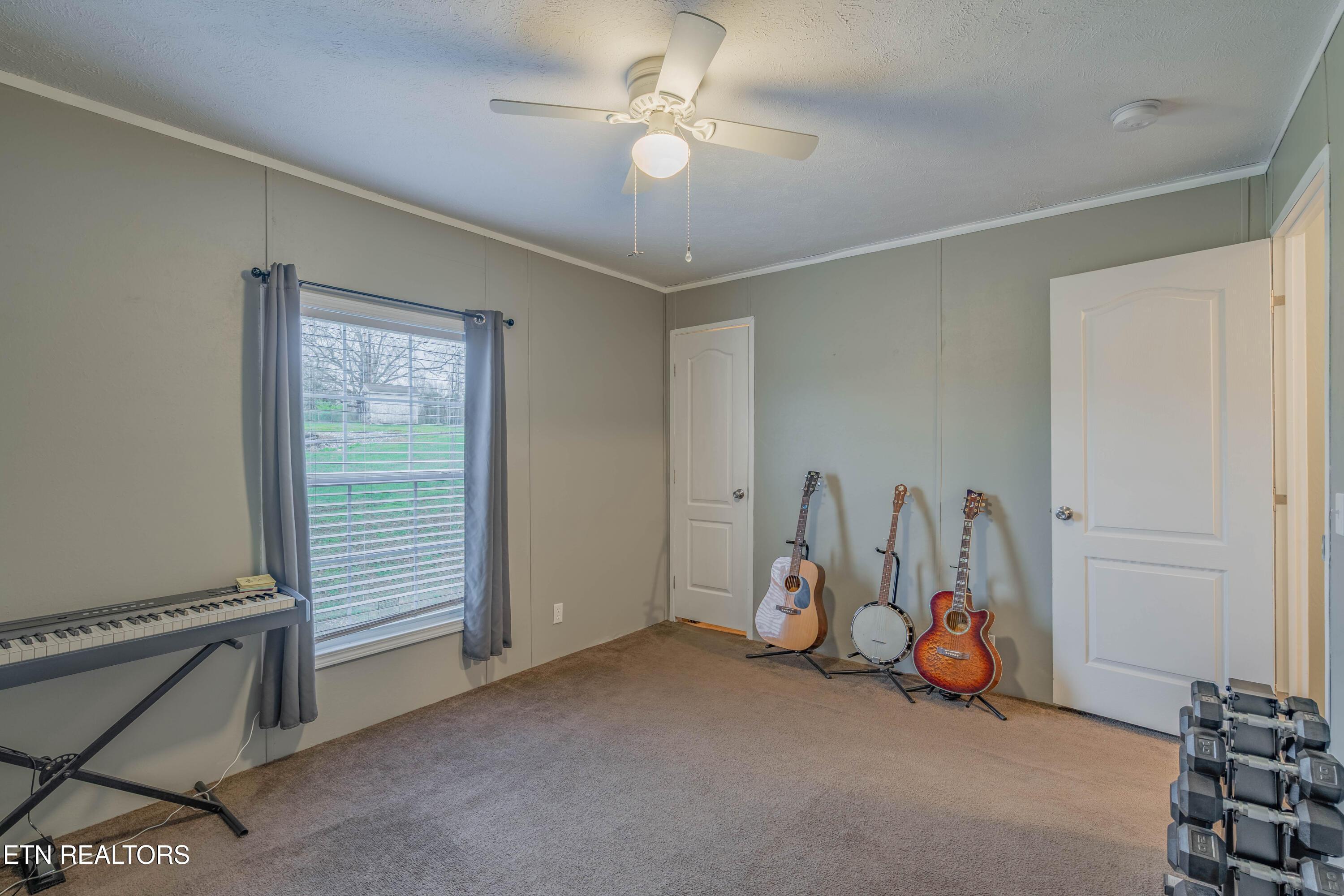 120 Sweet St, New Tazewell, TN - Norris Lake Real Estate - Image# 28