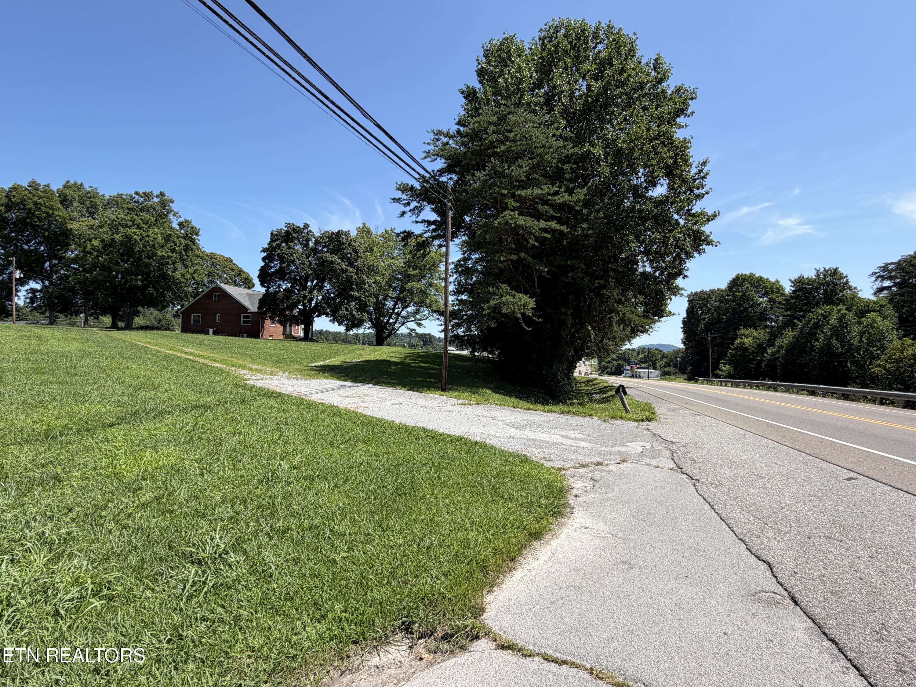 510 S Broad St, New Tazewell, TN - Norris Lake Real Estate - Image# 4