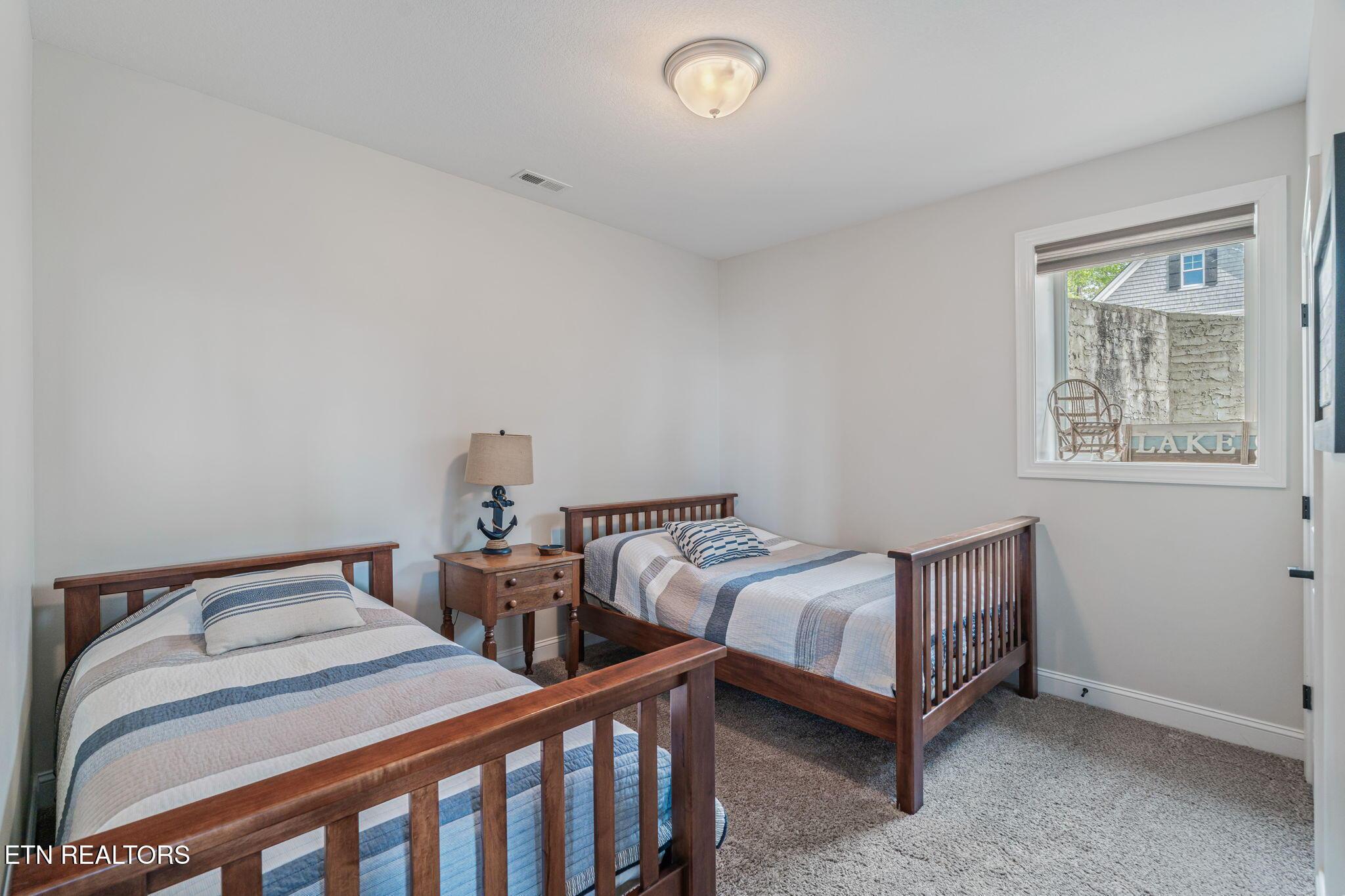 148 Smokeys Point, Lafollette, TN - Norris Lake Real Estate - Image# 41
