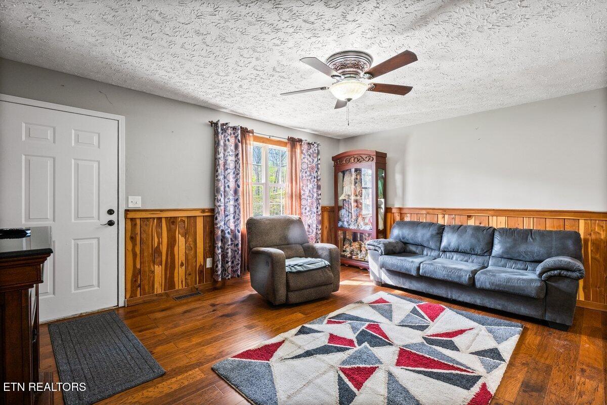 225 Country Way Drive, Lafollette, TN - Norris Lake Real Estate - Image# 9