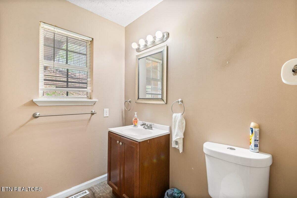 225 Country Way Drive, Lafollette, TN - Norris Lake Real Estate - Image# 31