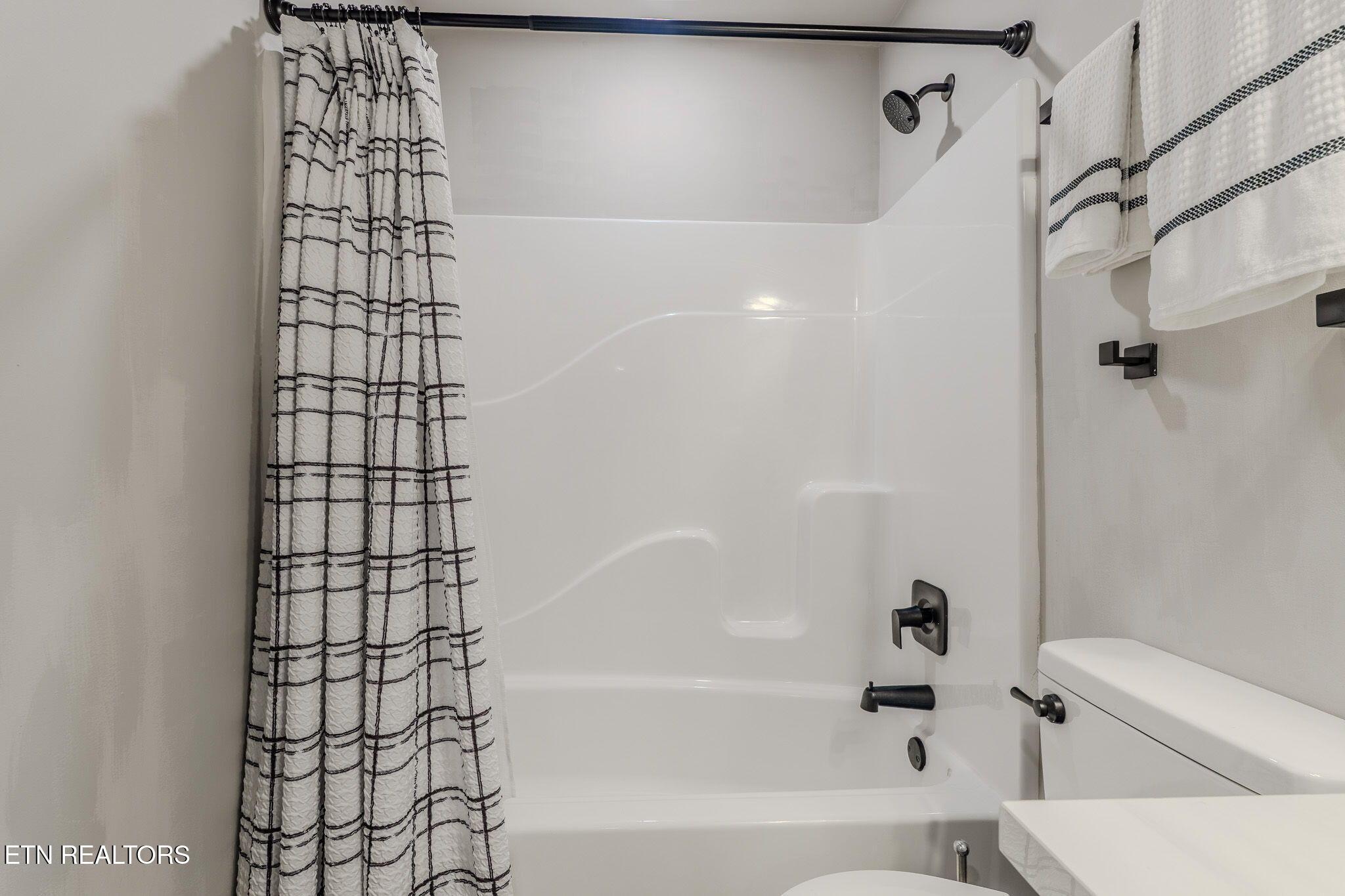 214 Morton Rd, Lafollette, TN - Norris Lake Real Estate - Image# 24