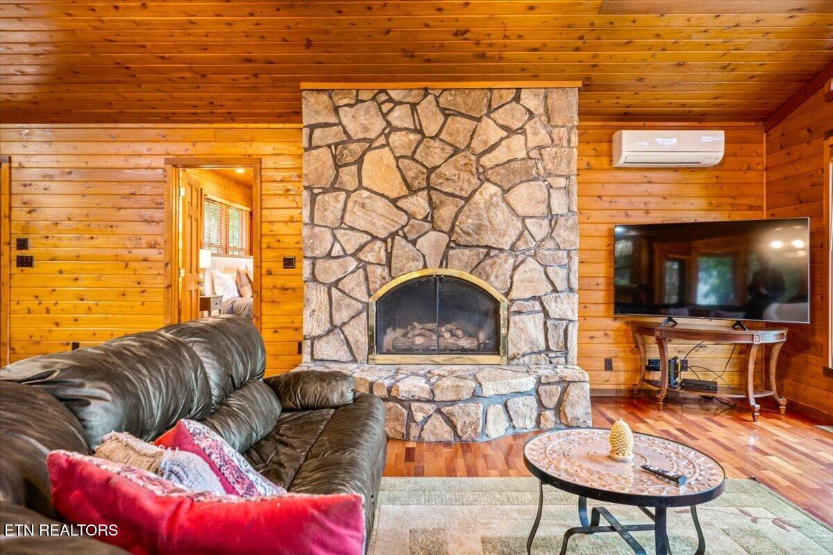 Norris Lake Real Estate - Image# 8