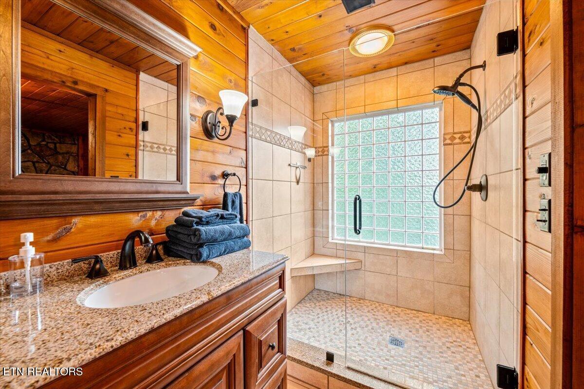 Norris Lake Real Estate - Image# 31
