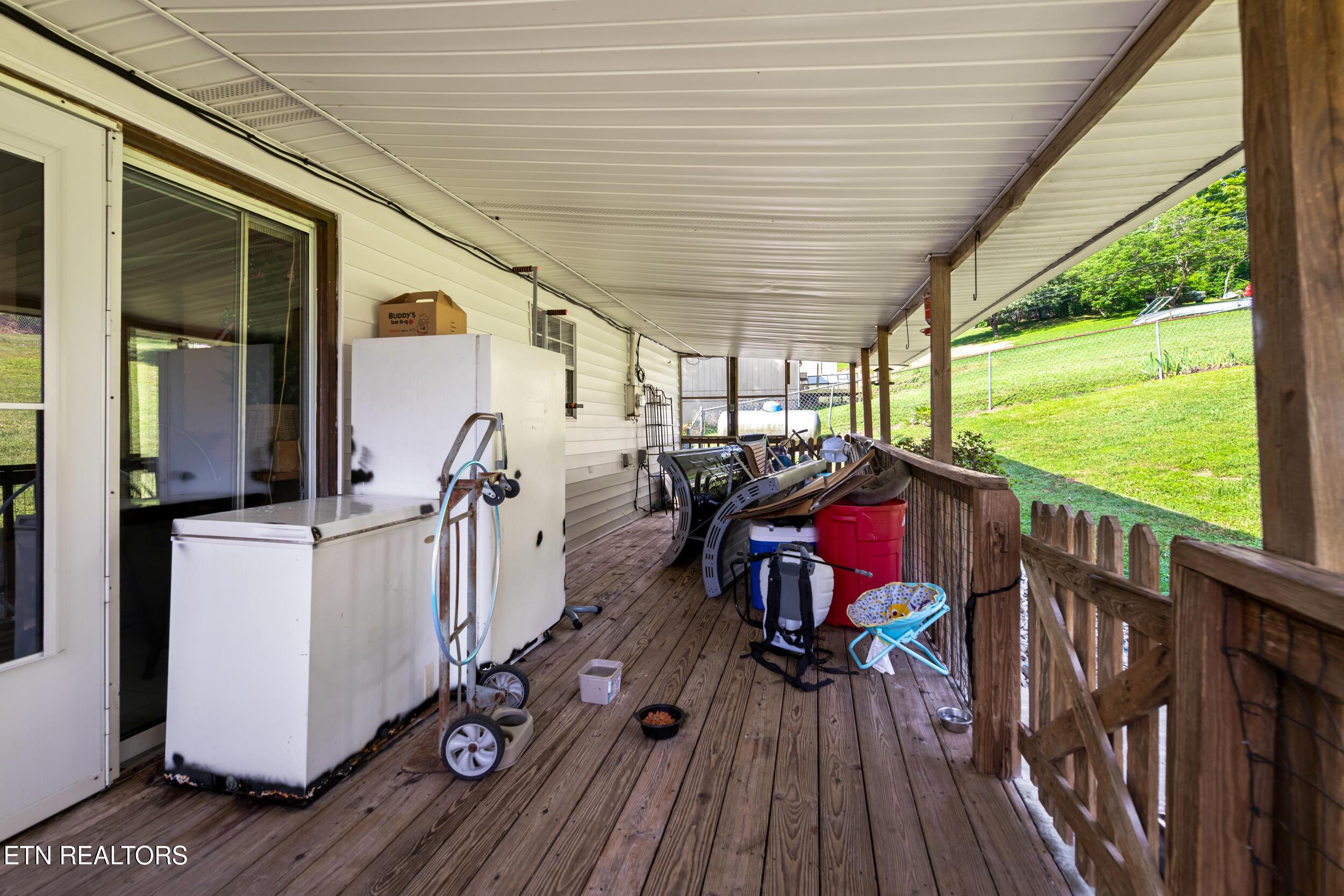 310 Hollifield Drive, Jacksboro, TN - Norris Lake Real Estate - Image# 28
