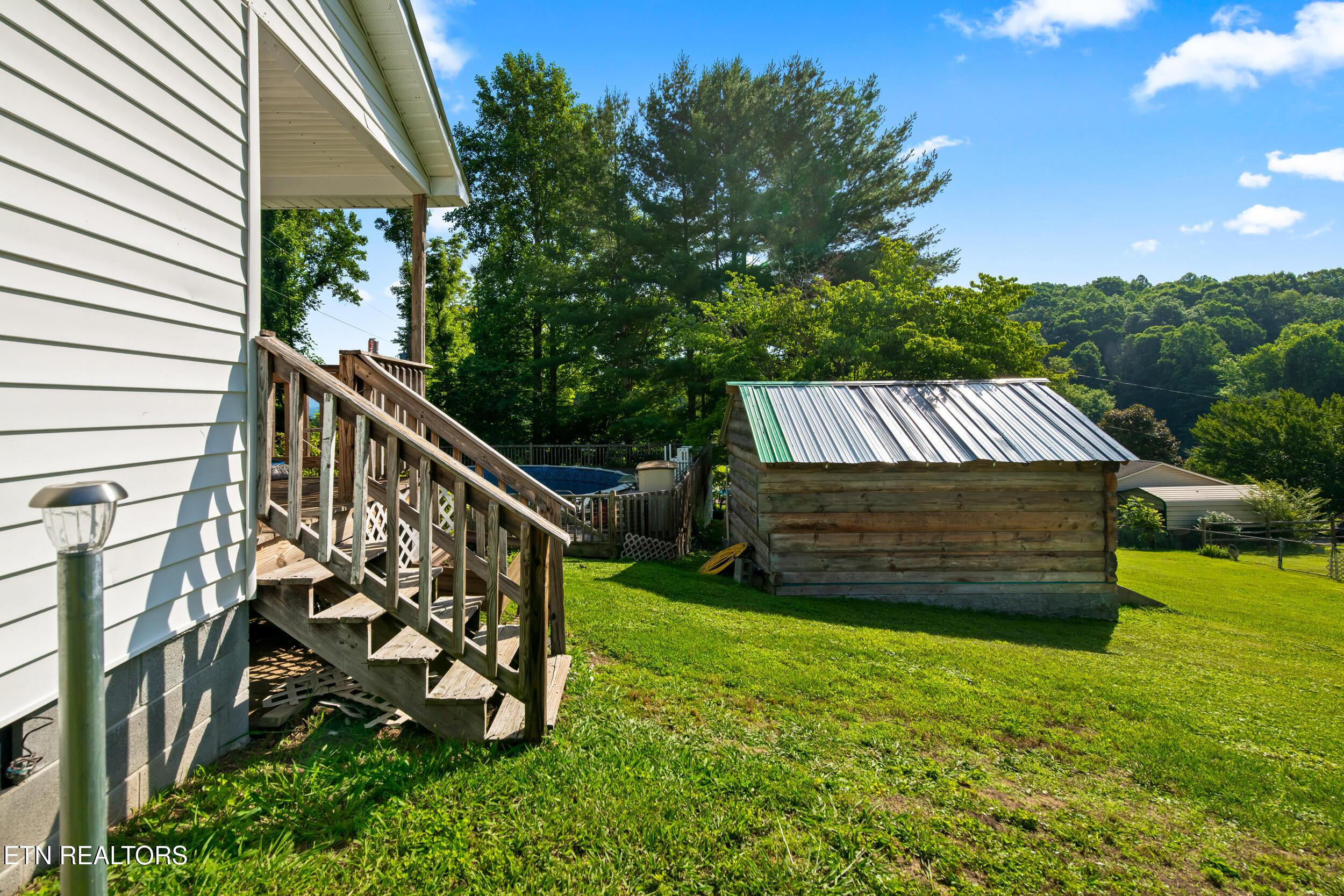 310 Hollifield Drive, Jacksboro, TN - Norris Lake Real Estate - Image# 31