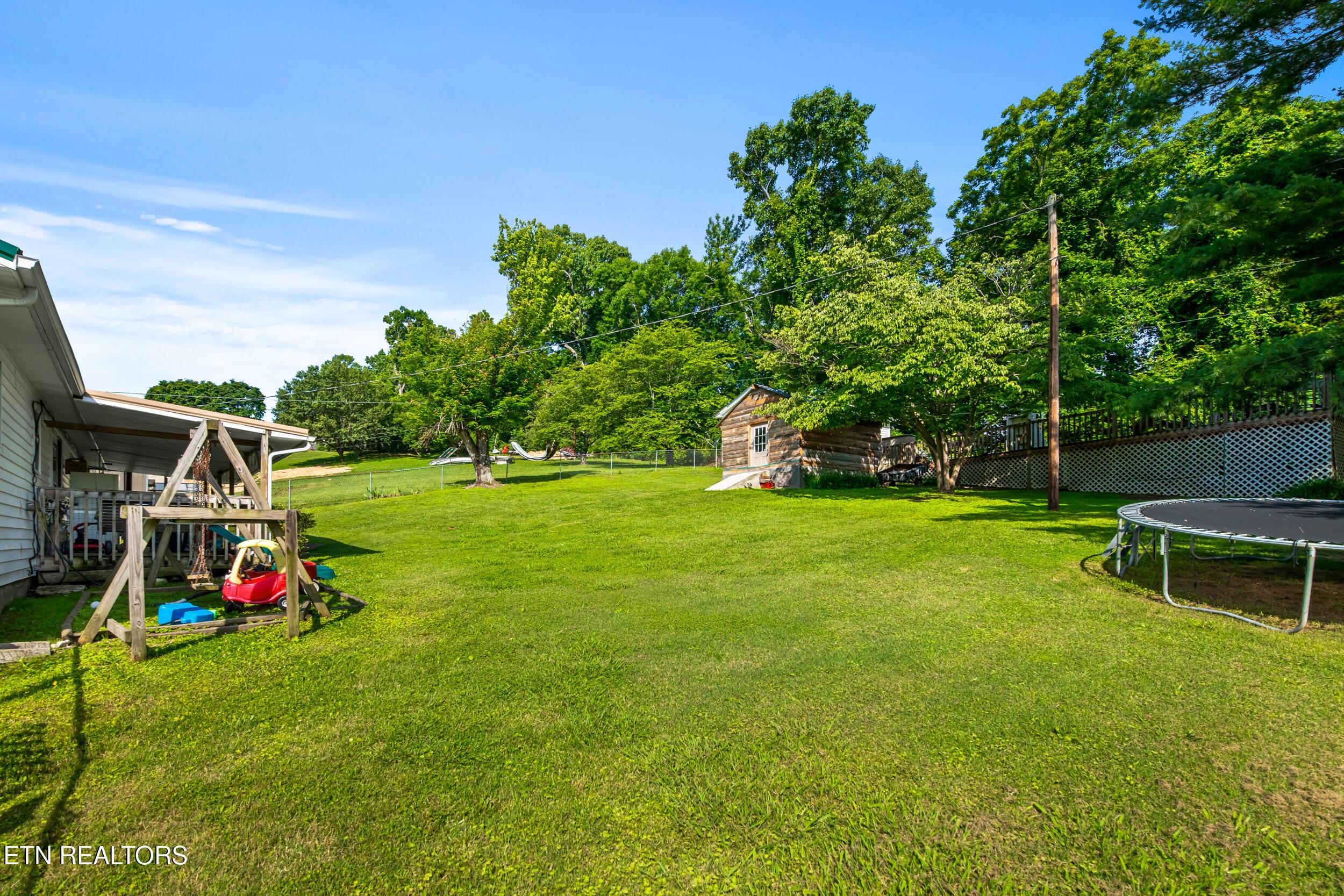 310 Hollifield Drive, Jacksboro, TN - Norris Lake Real Estate - Image# 44