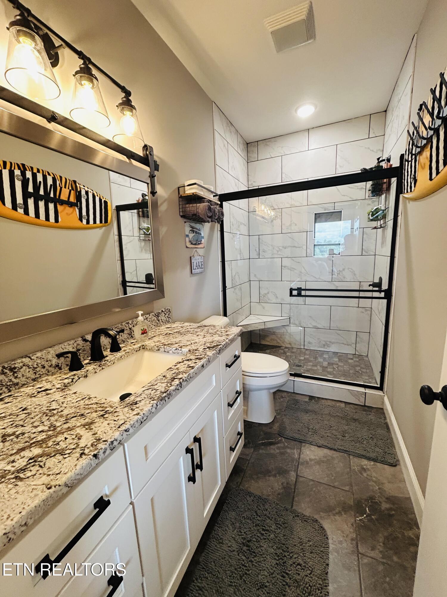 134 E Harbor View Lane, Lafollette, TN - Norris Lake Real Estate - Image# 25