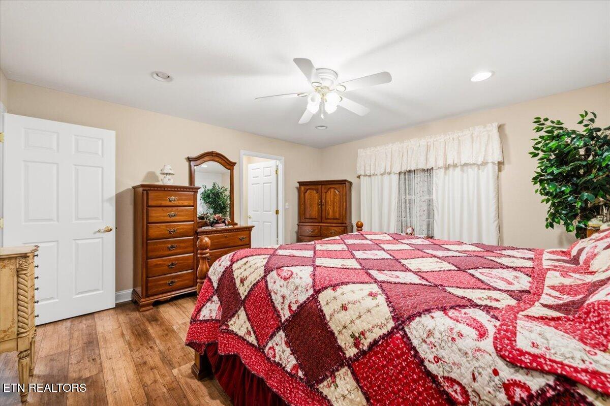 819 Island Ford Rd, Jacksboro, TN - Norris Lake Real Estate - Image# 36