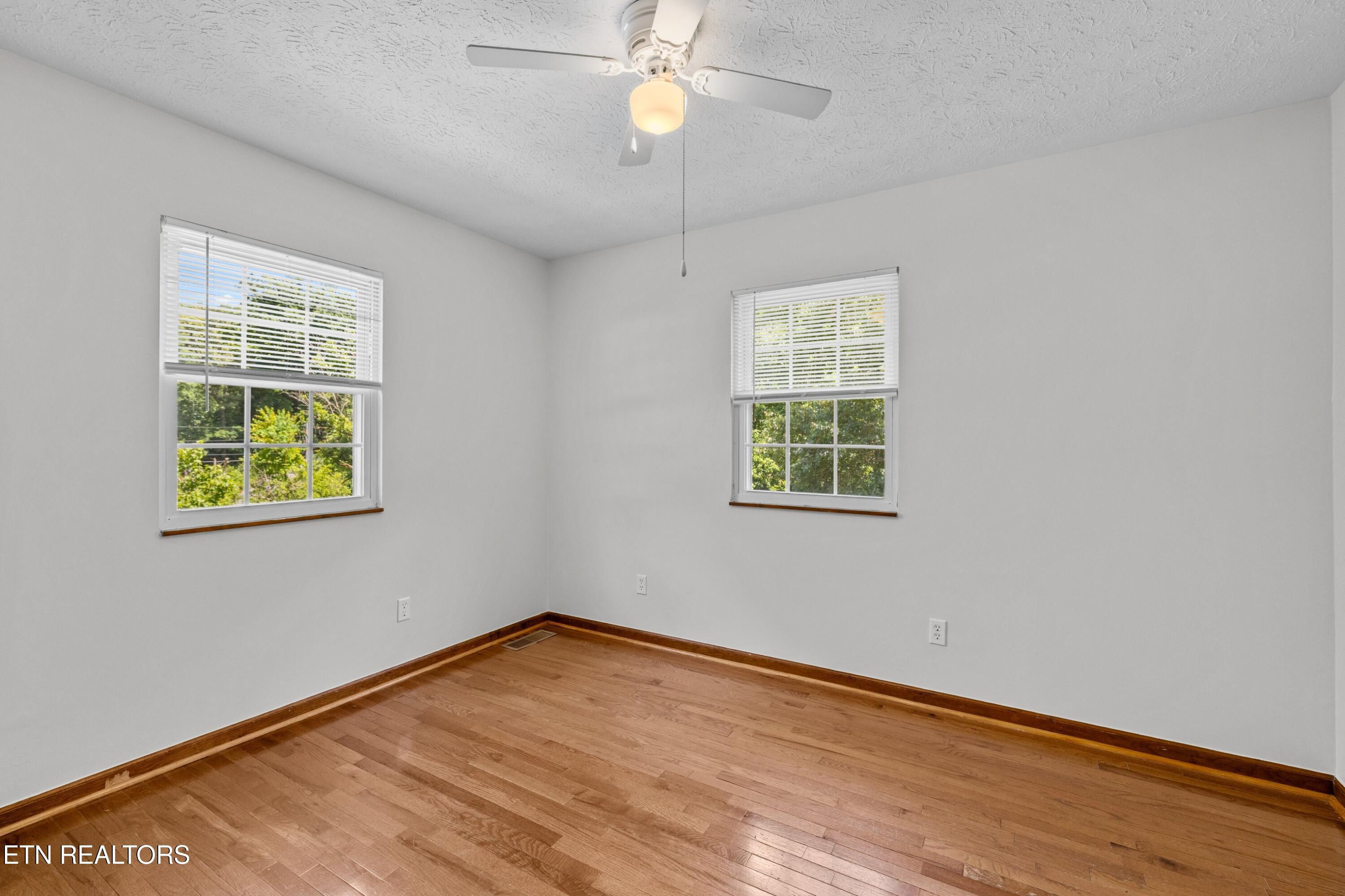 Norris Lake Real Estate - Image# 27