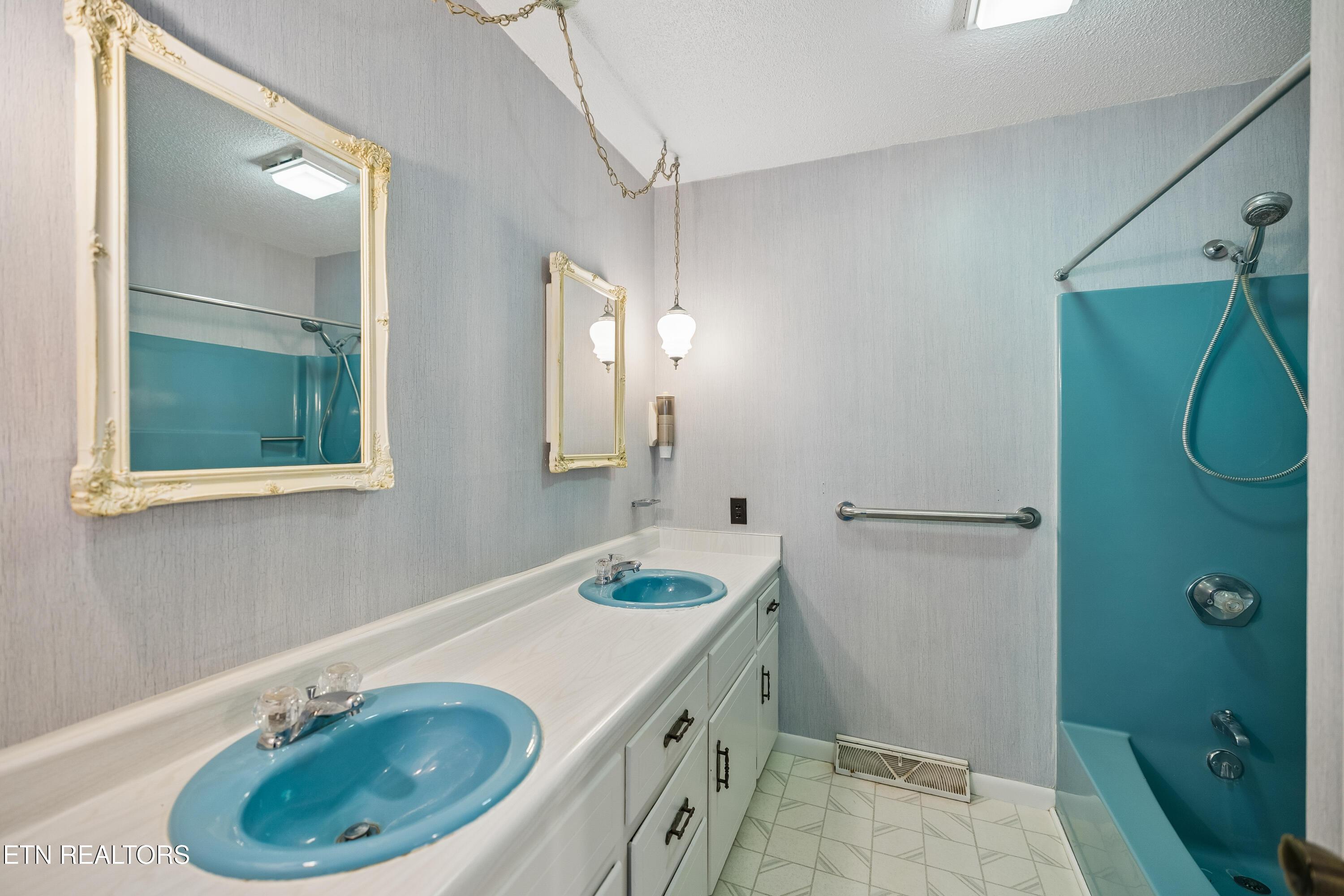 Norris Lake Real Estate - Image# 17