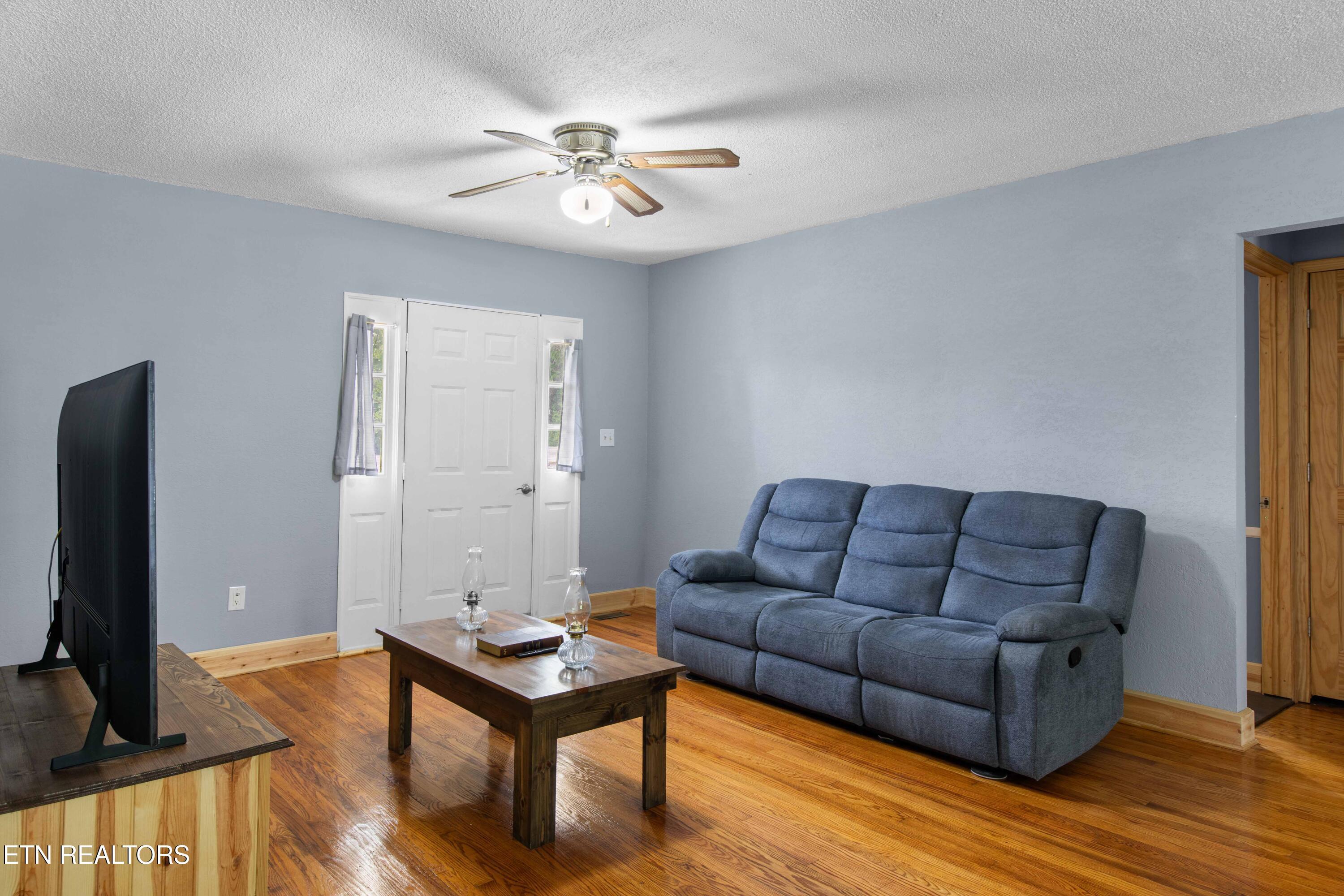 Norris Lake Real Estate - Image# 7