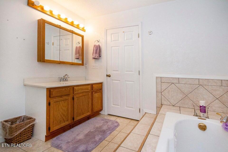 361 Cape Russell Rd, Sharps Chapel, TN - Norris Lake Real Estate - Image# 50