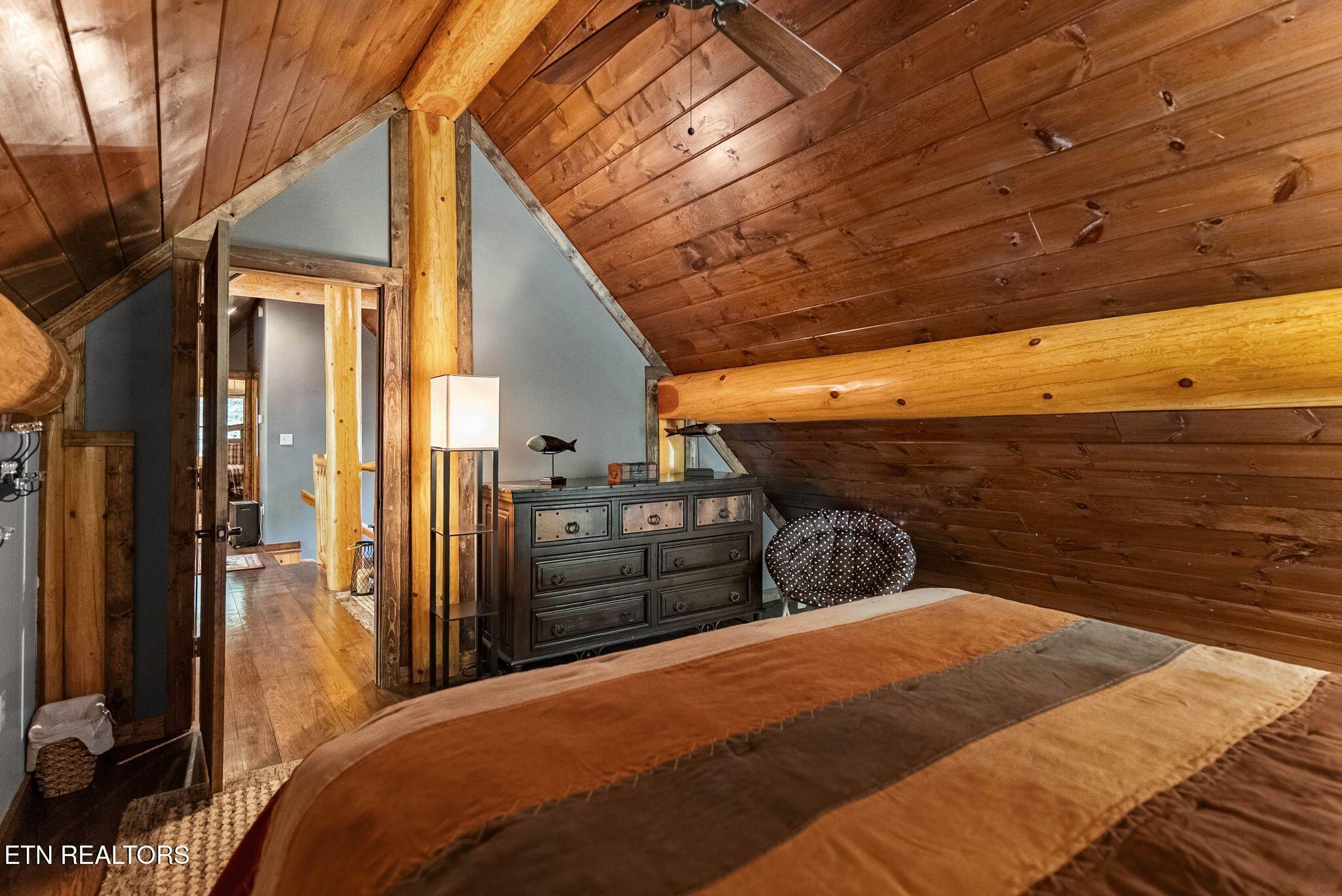 136 Landmark Drive, New Tazewell, TN - Norris Lake Real Estate - Image# 25