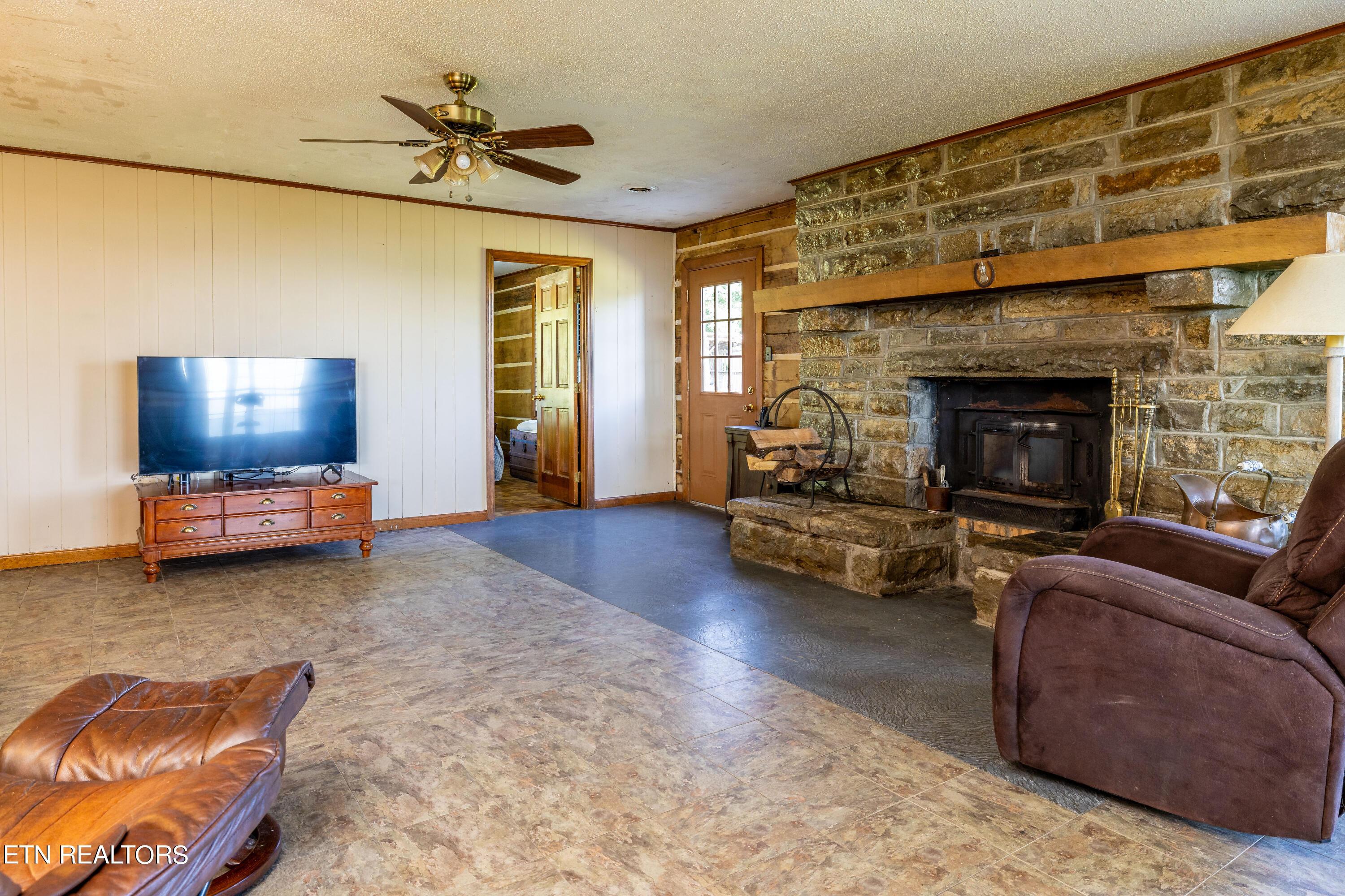 6485 Maynardville Hwy, Maynardville, TN - Norris Lake Real Estate - Image# 46