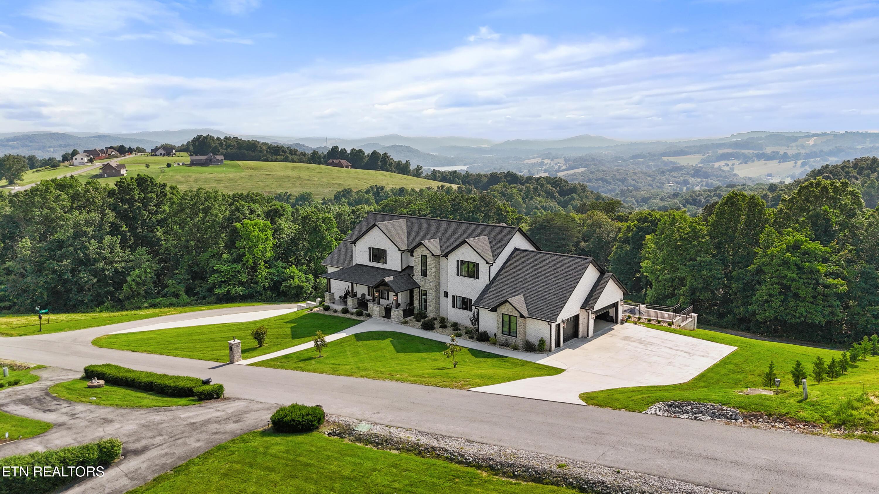 888 Smokey Quartz Blvd Blvd, New Tazewell, TN - Norris Lake Real Estate - Image# 3