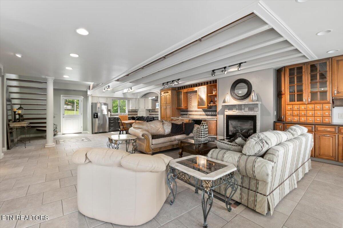 700 Shanghai Landing Lane, Lafollette, TN - Norris Lake Real Estate - Image# 9