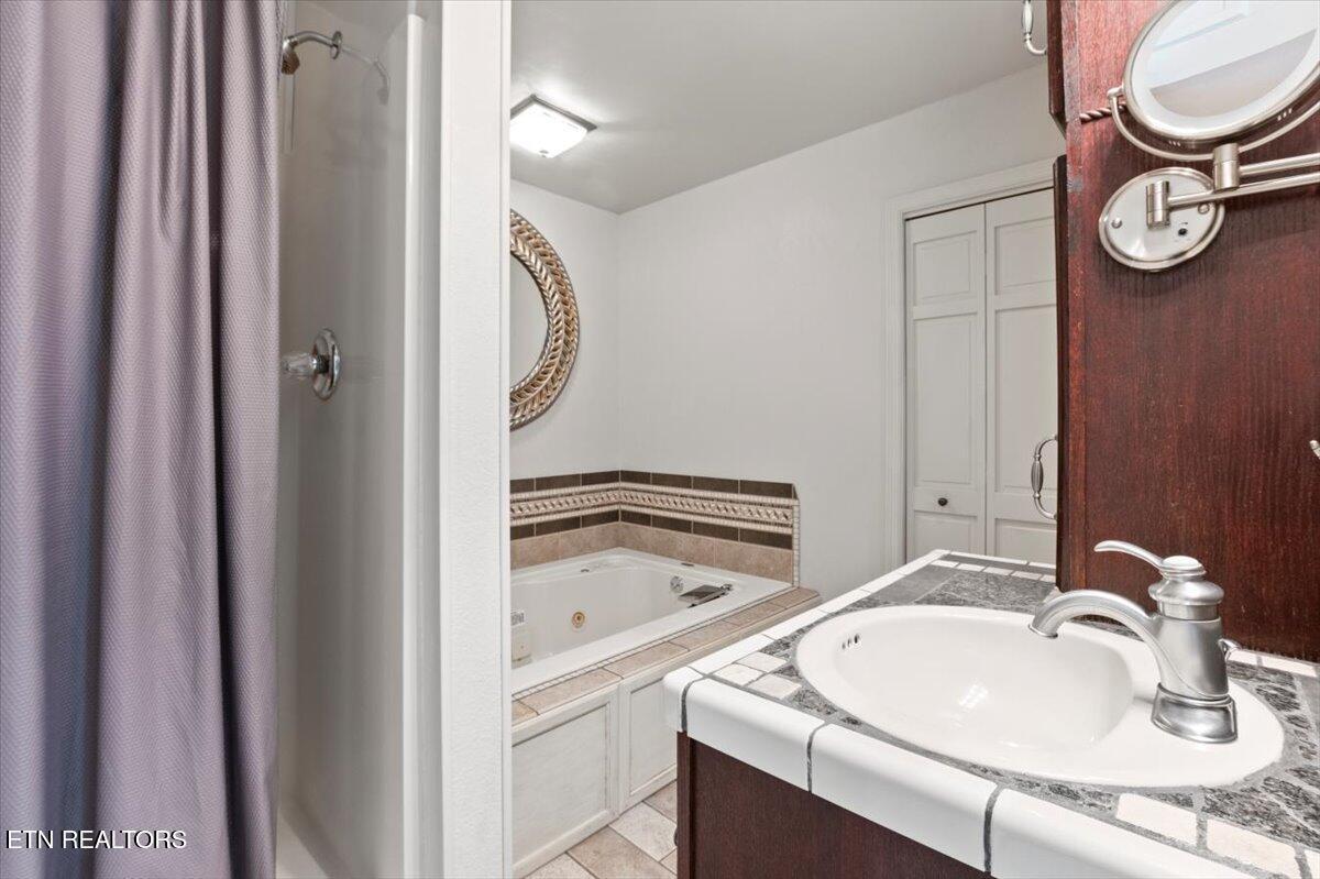 700 Shanghai Landing Lane, Lafollette, TN - Norris Lake Real Estate - Image# 20