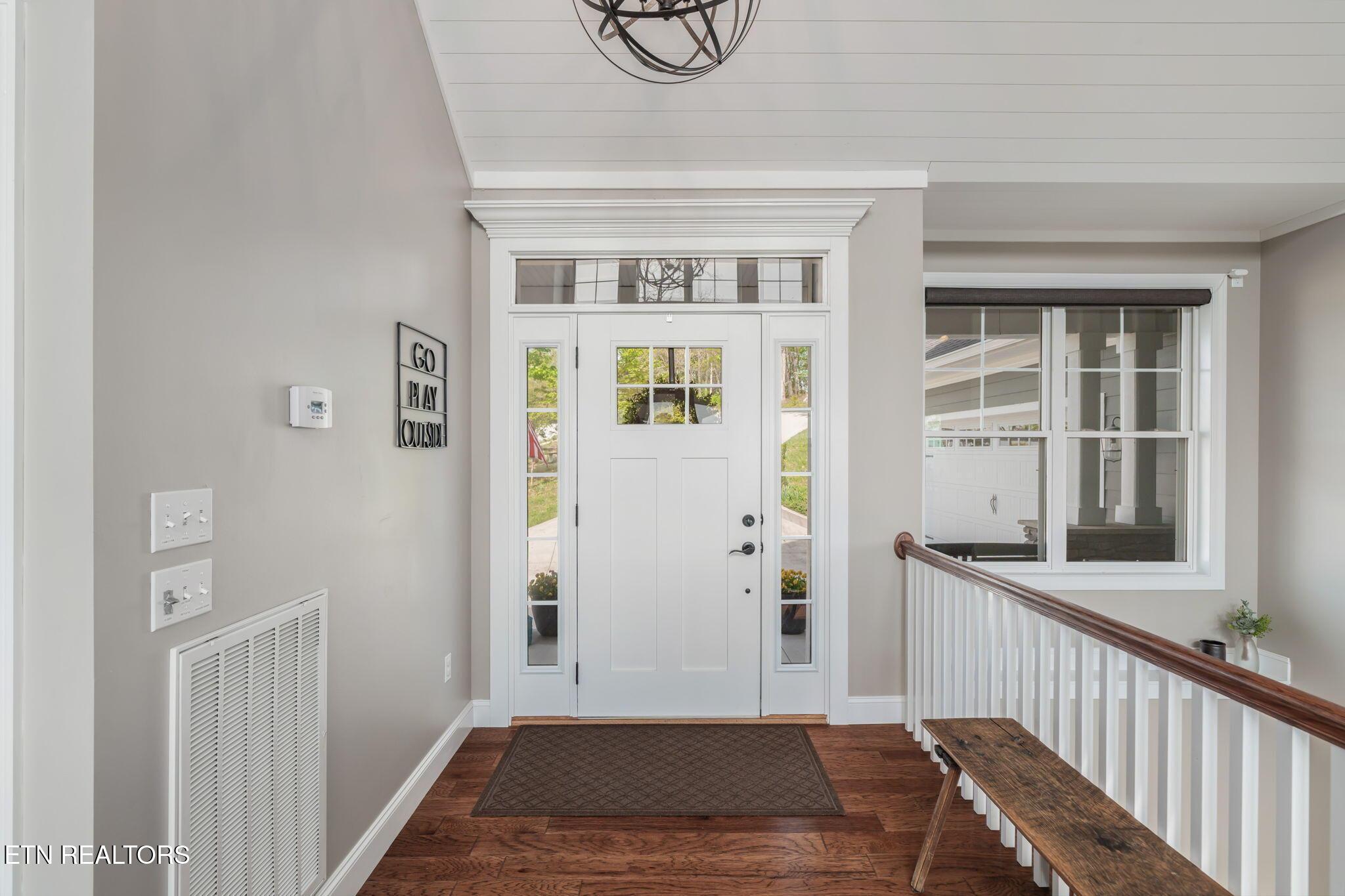 148 Smokeys Point, Lafollette, TN - Norris Lake Real Estate - Image# 5