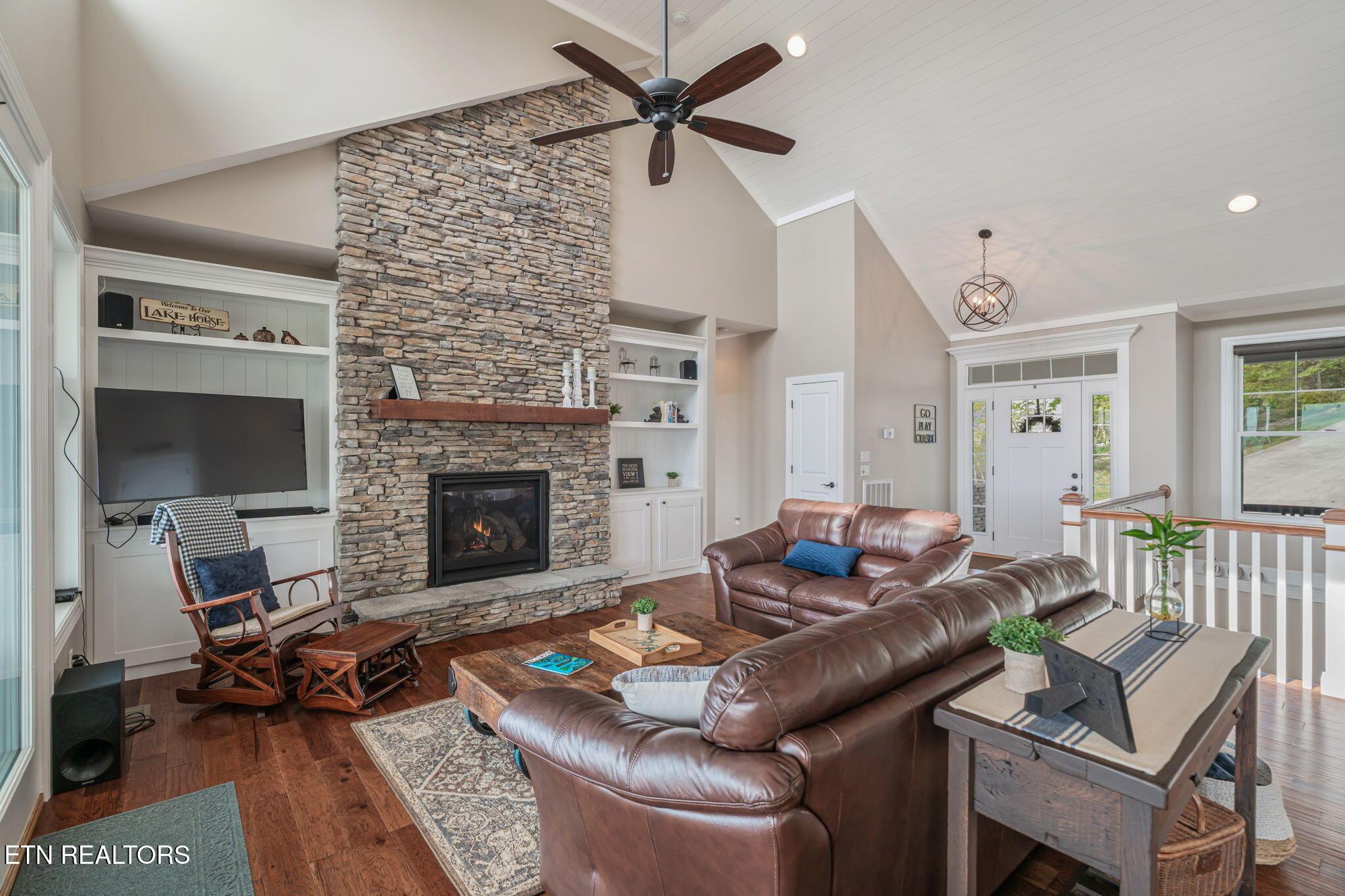 148 Smokeys Point, Lafollette, TN - Norris Lake Real Estate - Image# 8