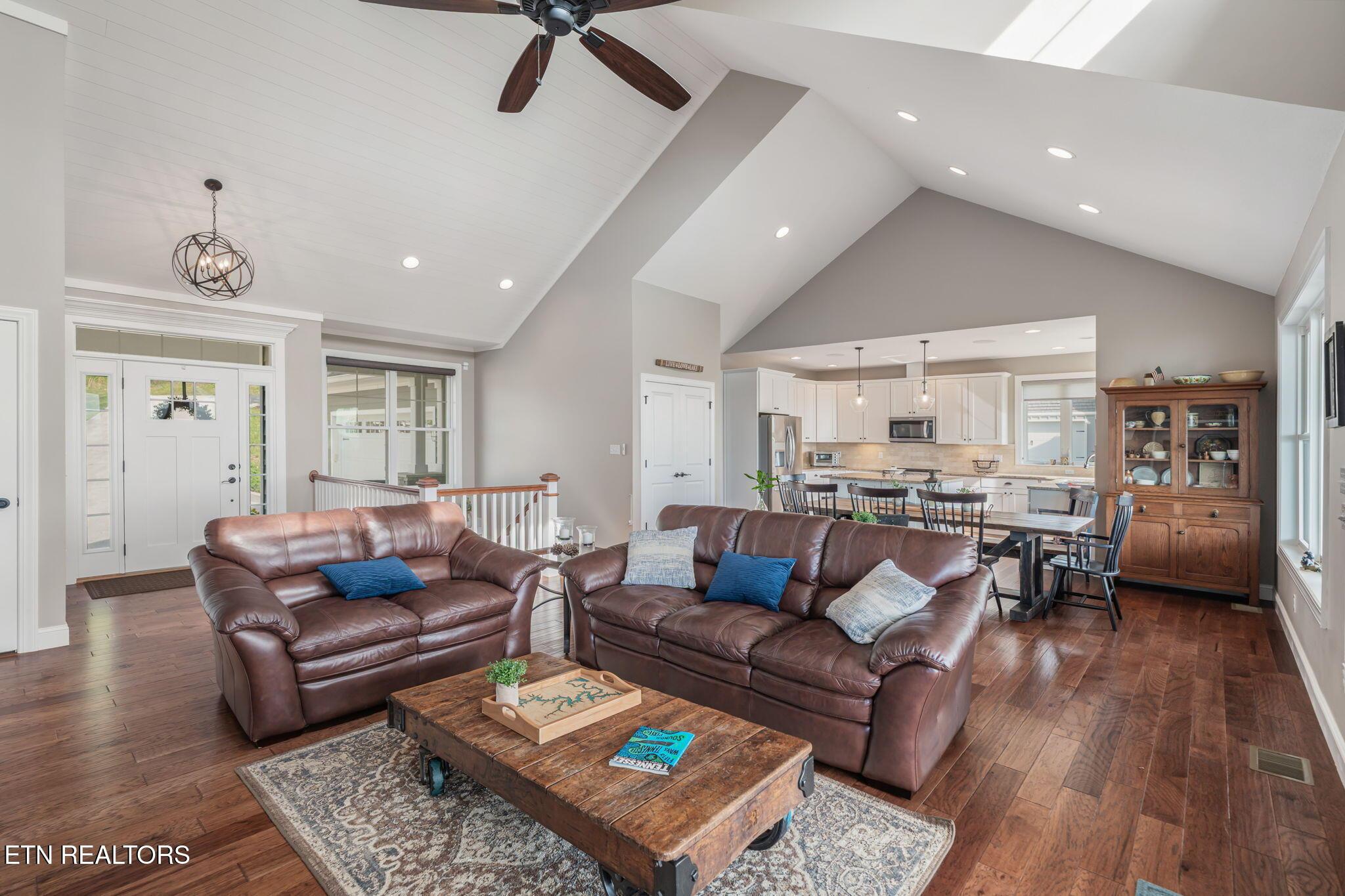 148 Smokeys Point, Lafollette, TN - Norris Lake Real Estate - Image# 9