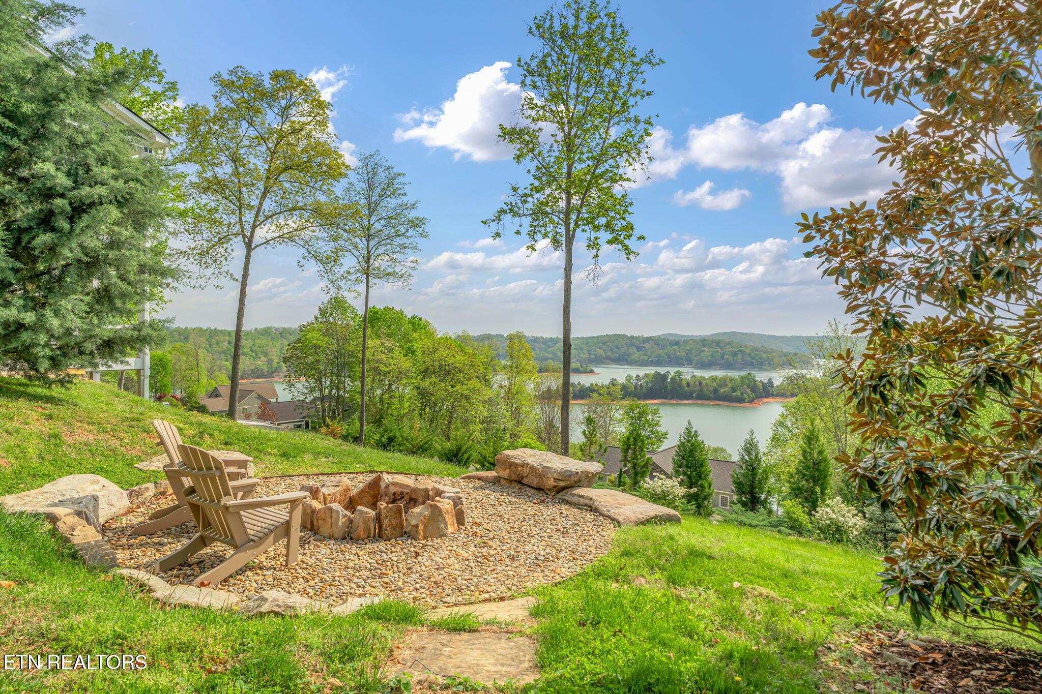 148 Smokeys Point, Lafollette, TN - Norris Lake Real Estate - Image# 46