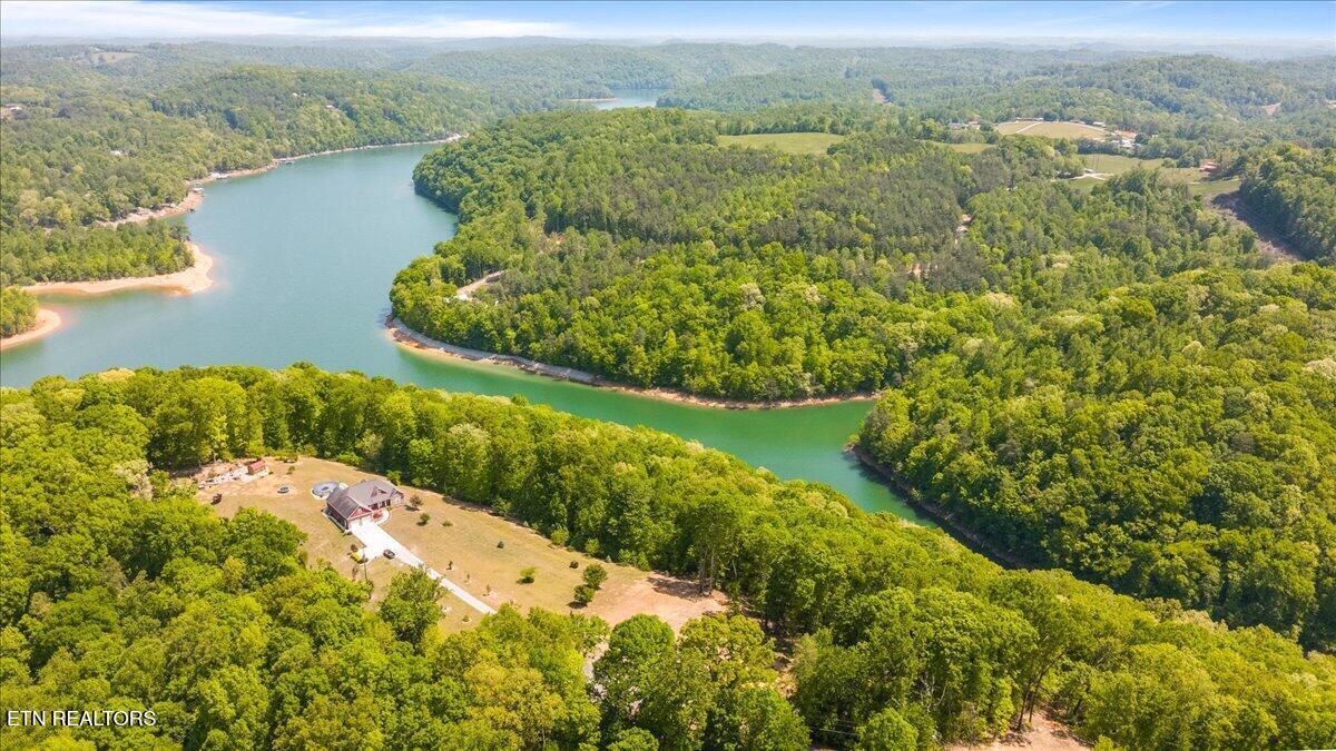 Cheri Lane, Caryville, TN - Norris Lake Real Estate - Image# 2