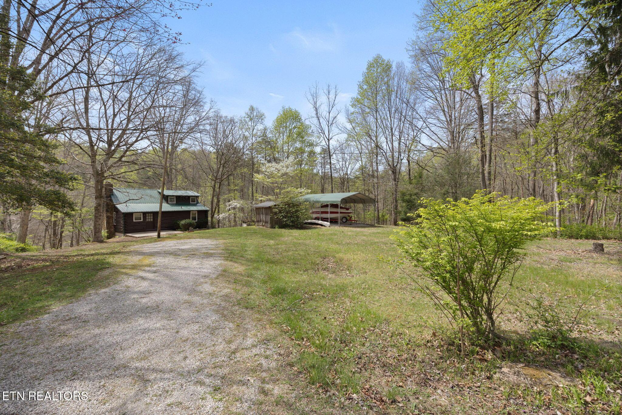 258 Marina Lane, Lafollette, TN - Norris Lake Real Estate - Image# 2