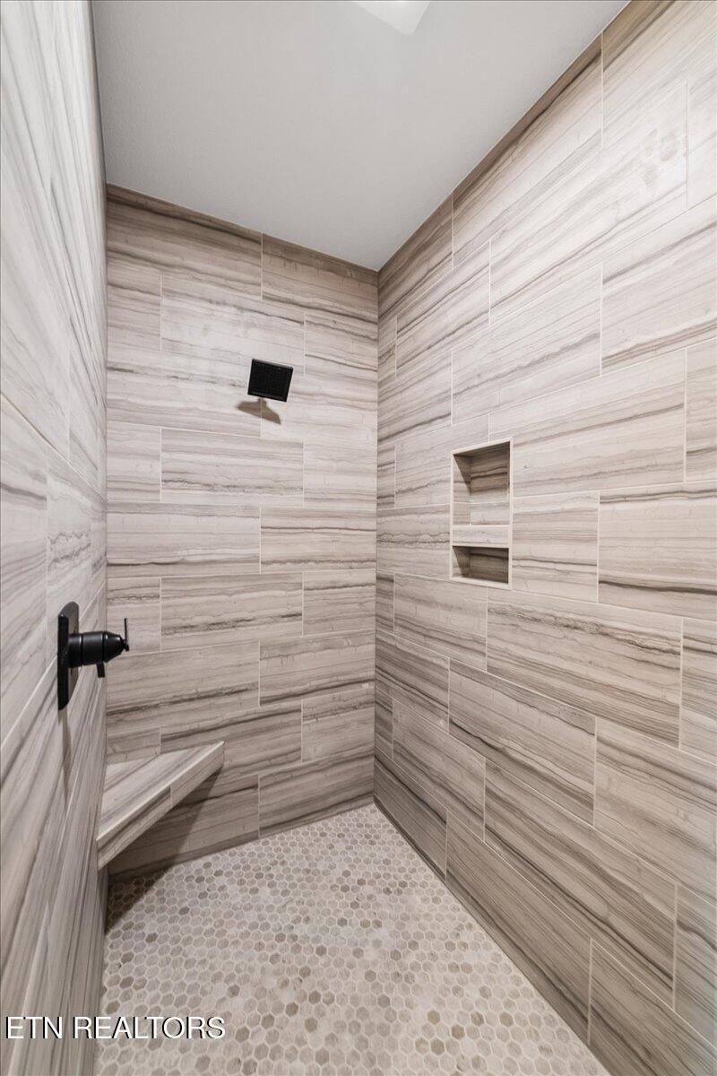 Norris Lake Real Estate - Image# 38
