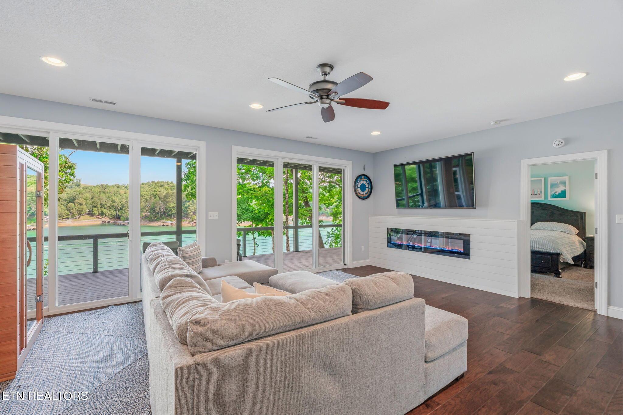 1779 Cove Pointe Rd, Lafollette, TN - Norris Lake Real Estate - Image# 34