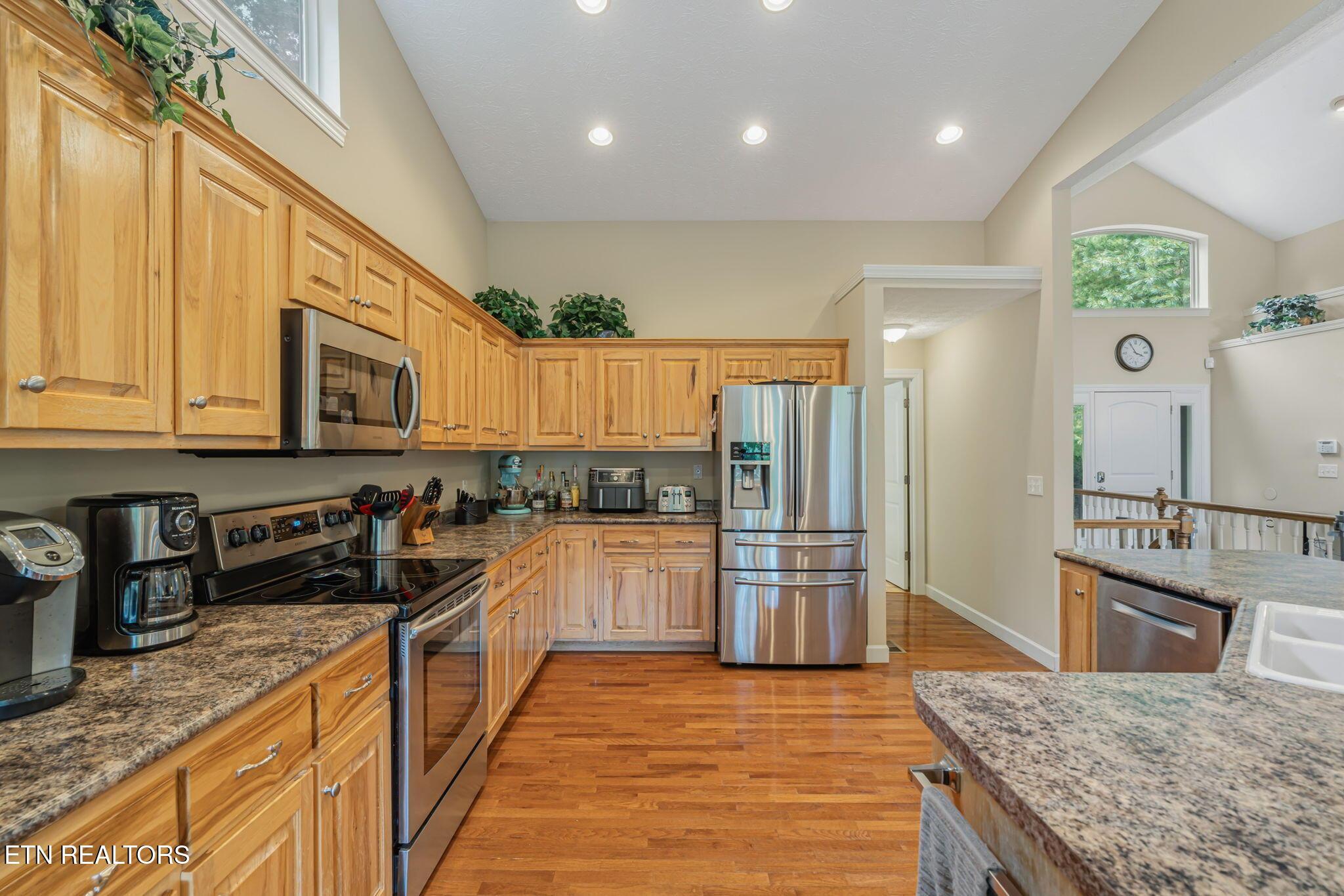 678 Waterfront Tr, Lafollette, TN - Norris Lake Real Estate - Image# 16